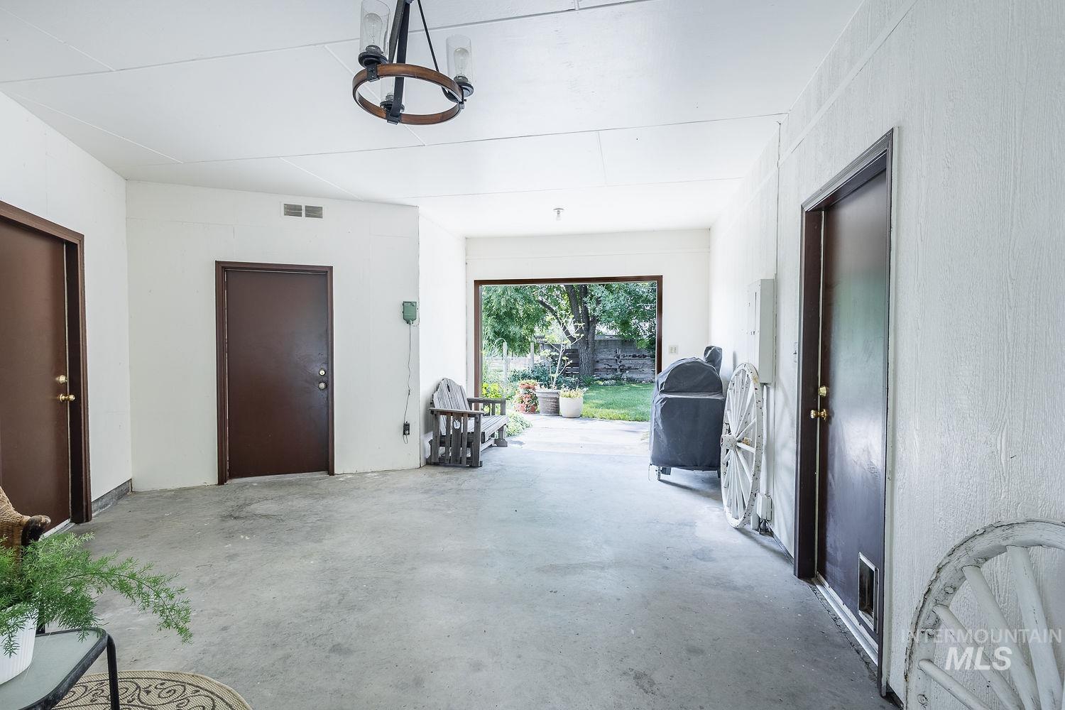 1769 W Central Rd, Emmett, Idaho 83617, 3 Bedrooms, 2.5 Bathrooms, Residential For Sale, Price $740,000,MLS 98997330