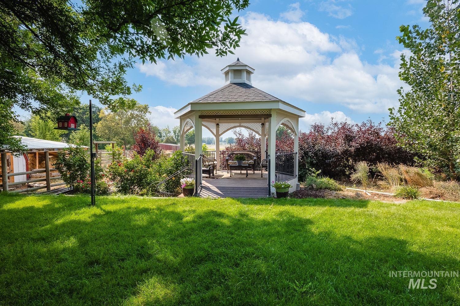 1769 W Central Rd, Emmett, Idaho 83617, 3 Bedrooms, 2.5 Bathrooms, Residential For Sale, Price $740,000,MLS 98997330