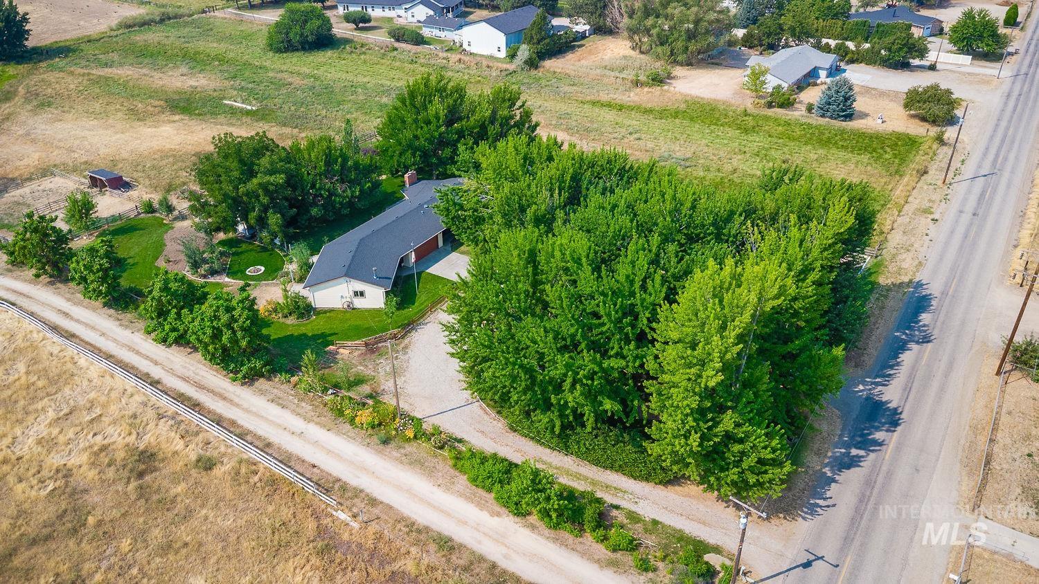1769 W Central Rd, Emmett, Idaho 83617, 3 Bedrooms, 2.5 Bathrooms, Residential For Sale, Price $740,000,MLS 98997330