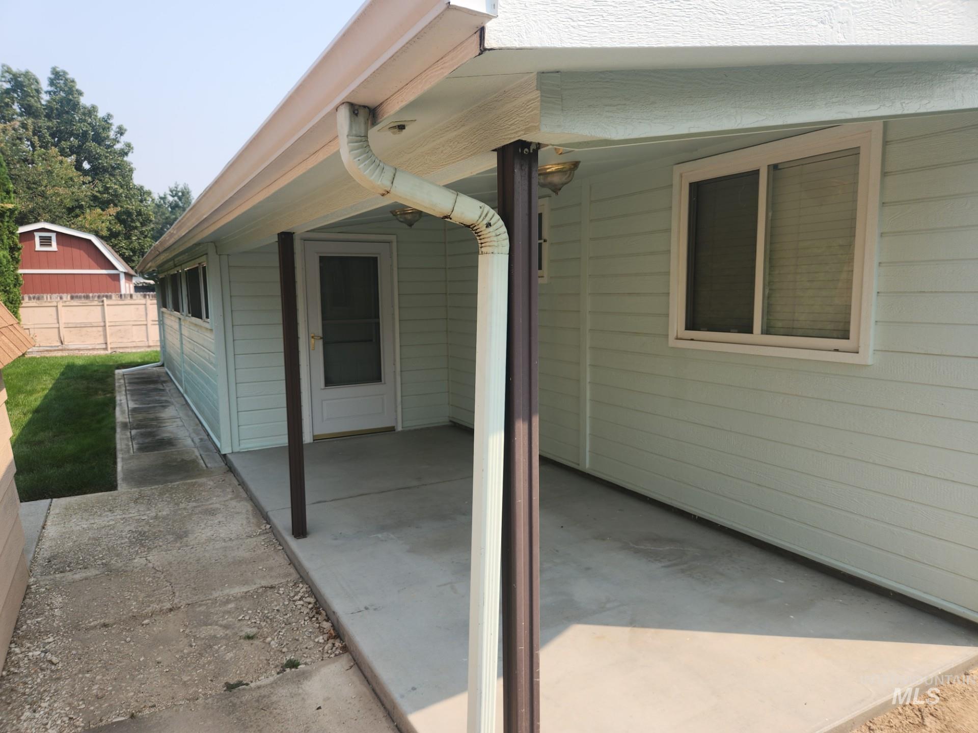 2061 N Todd Way, Meridian, Idaho 83646, 3 Bedrooms, 1 Bathroom, Residential For Sale, Price $394,900, 98997332