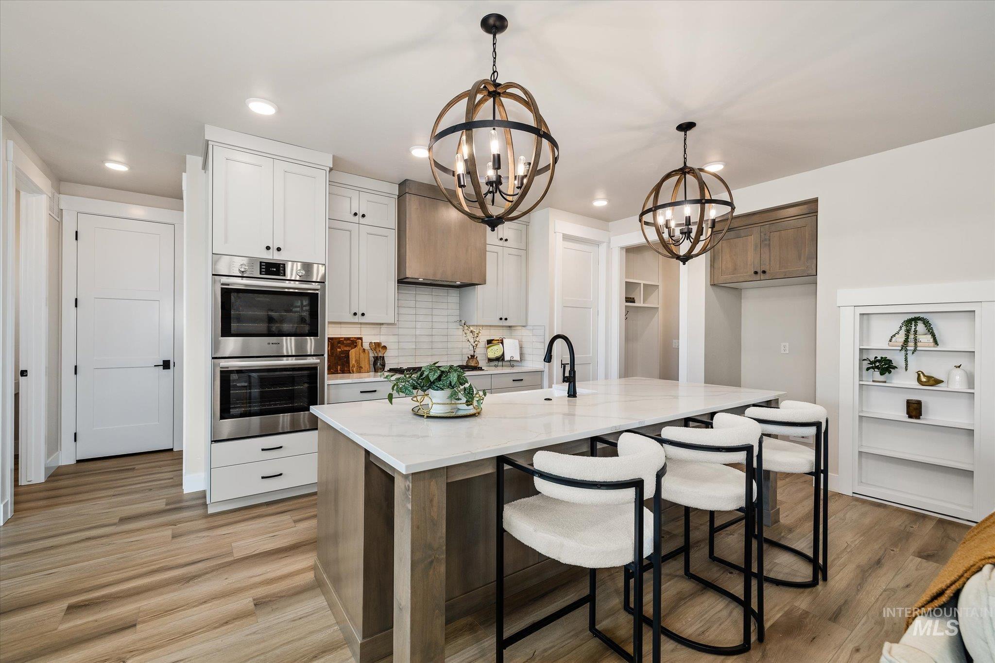 2543 S Via Privada Ln, Boise, Idaho 83716, 3 Bedrooms, 2.5 Bathrooms, Residential For Sale, Price $787,300,MLS 98997335
