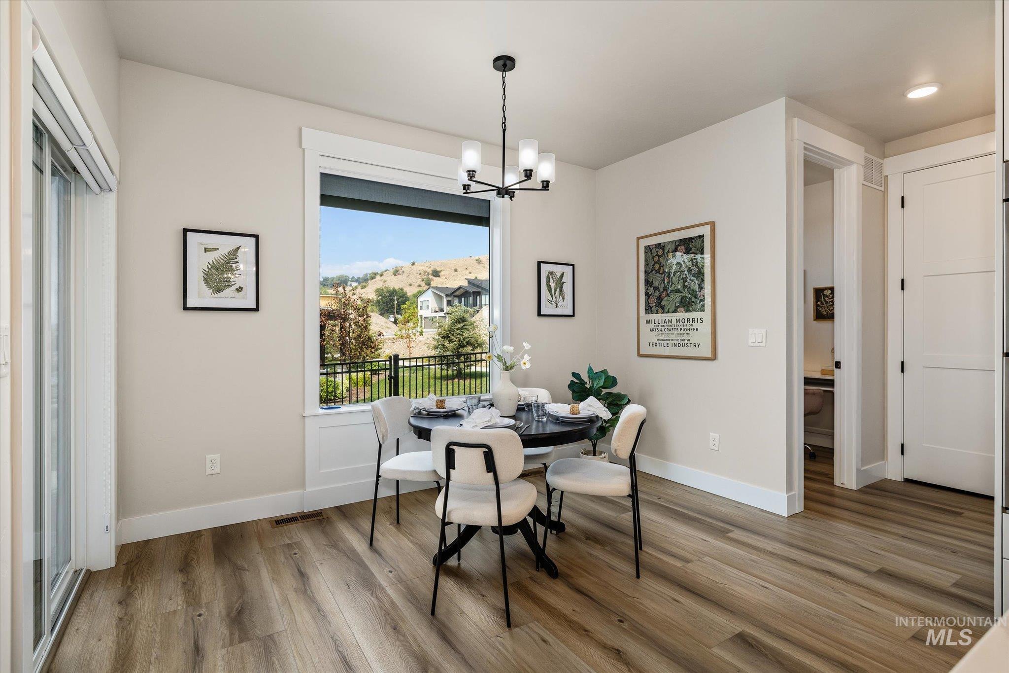 2543 S Via Privada Ln, Boise, Idaho 83716, 3 Bedrooms, 2.5 Bathrooms, Residential For Sale, Price $787,300,MLS 98997335