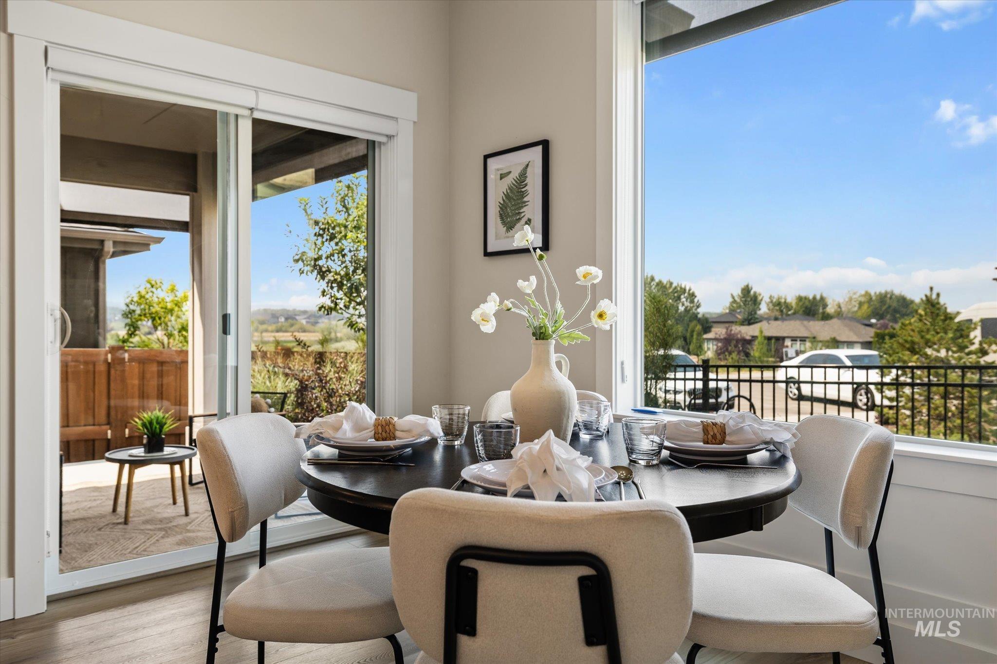 2543 S Via Privada Ln, Boise, Idaho 83716, 3 Bedrooms, 2.5 Bathrooms, Residential For Sale, Price $787,300,MLS 98997335