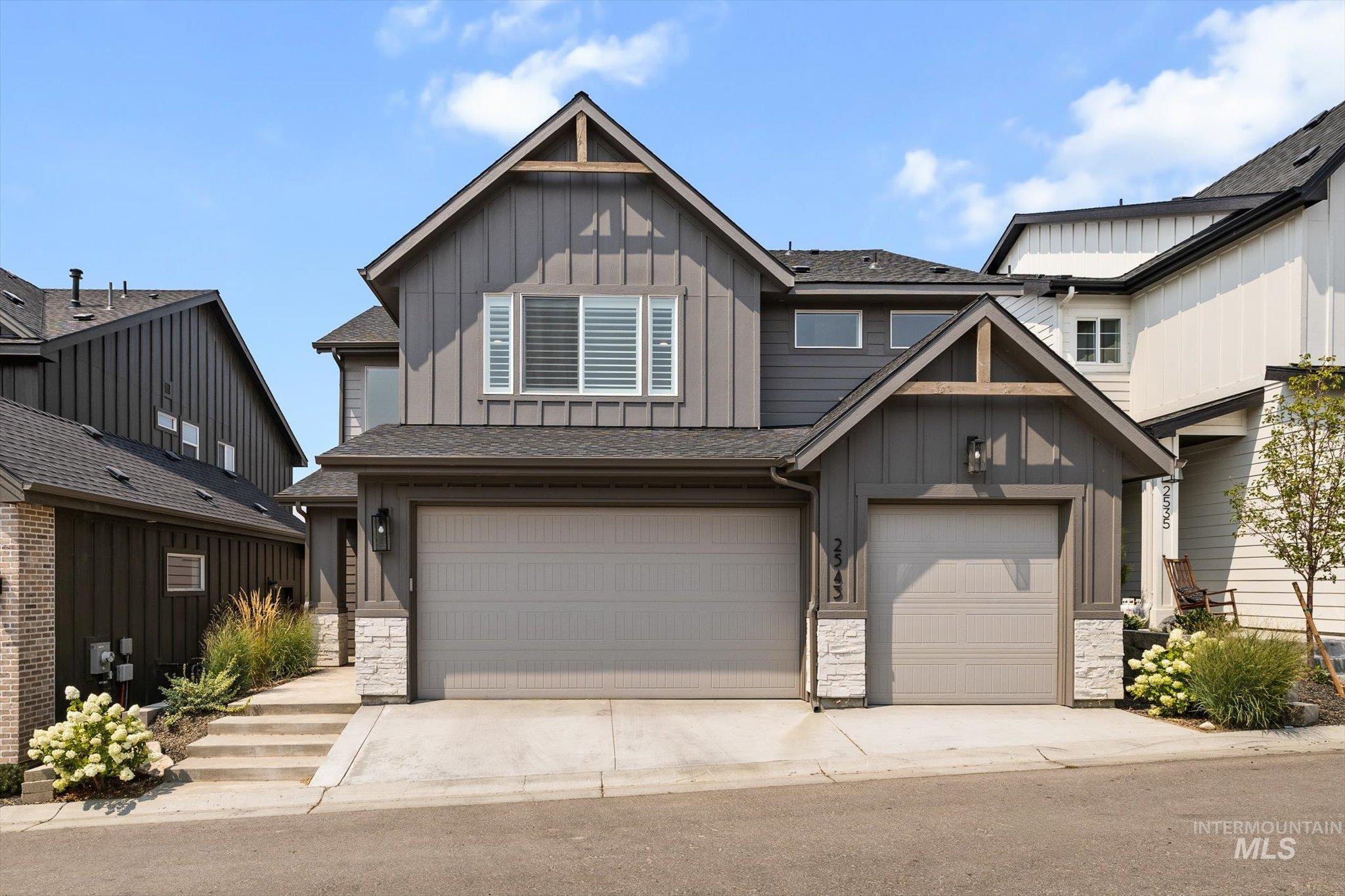 2543 S Via Privada Ln, Boise, Idaho 83716, 3 Bedrooms, 2.5 Bathrooms, Residential For Sale, Price $787,300,MLS 98997335