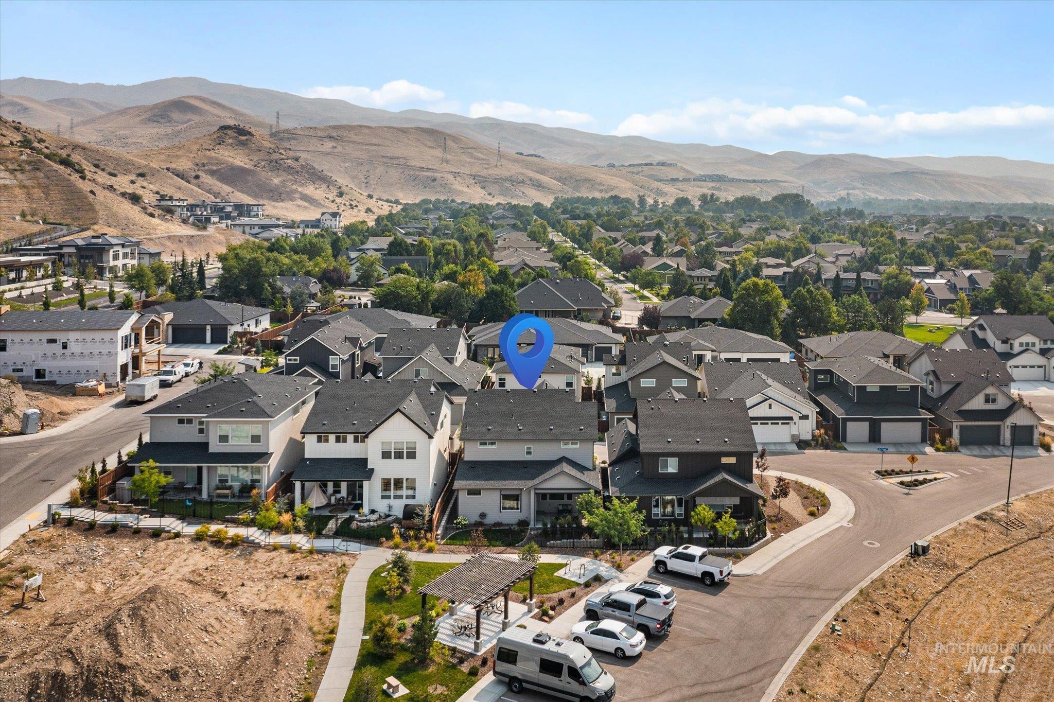 2543 S Via Privada Ln, Boise, Idaho 83716, 3 Bedrooms, 2.5 Bathrooms, Residential For Sale, Price $787,300,MLS 98997335