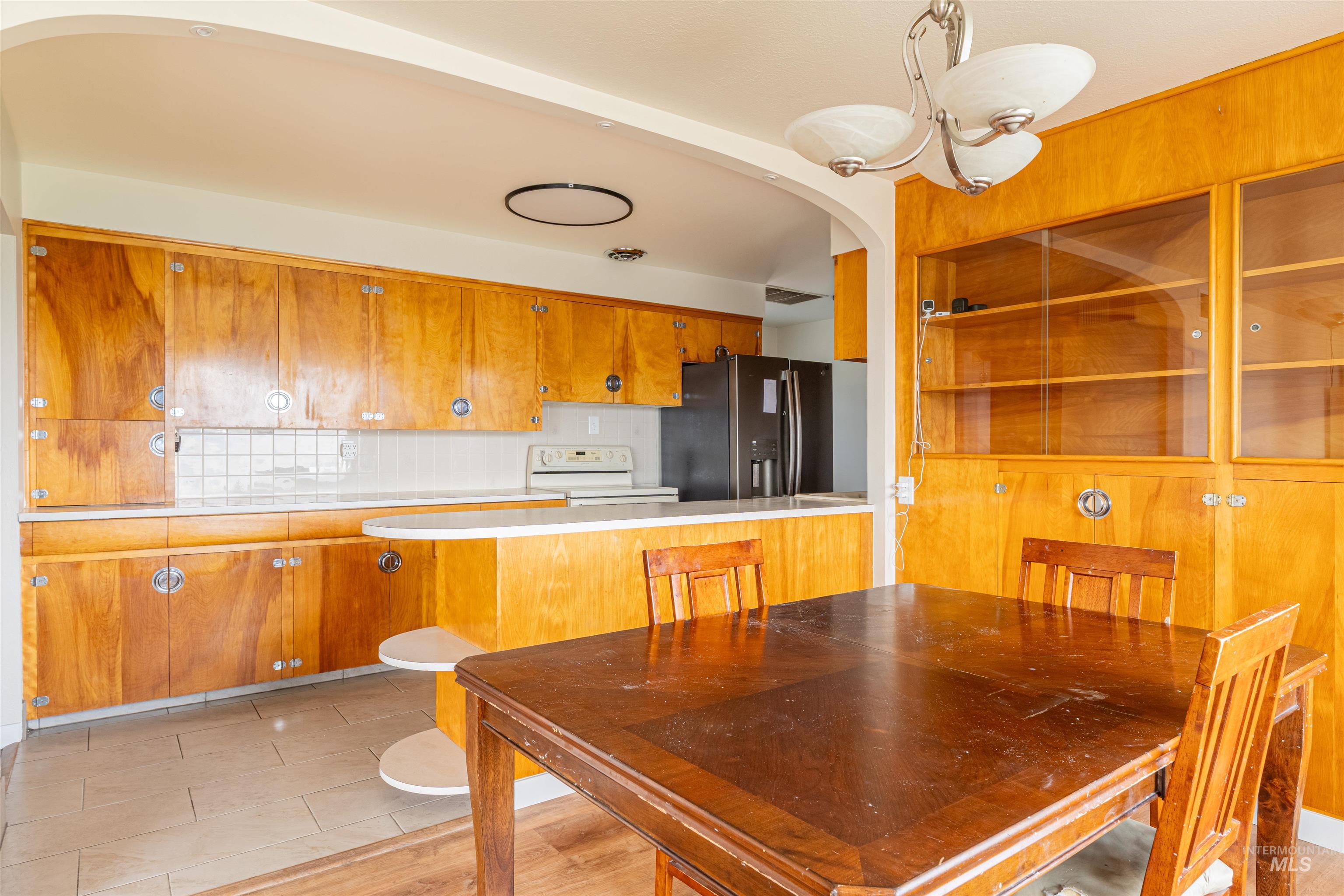 1880 Neal Drive, Clarkston, Washington 99403, 3 Bedrooms, 2 Bathrooms, Residential For Sale, Price $359,000,MLS 98997341