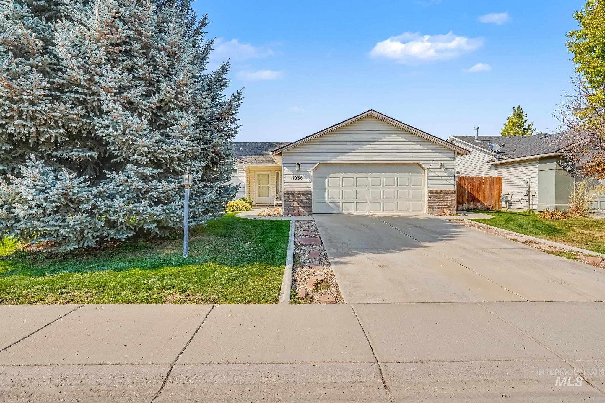 11938 Emerson St, Caldwell, Idaho 83605, 3 Bedrooms, 2 Bathrooms, Residential For Sale, Price $379,000,MLS 98997344