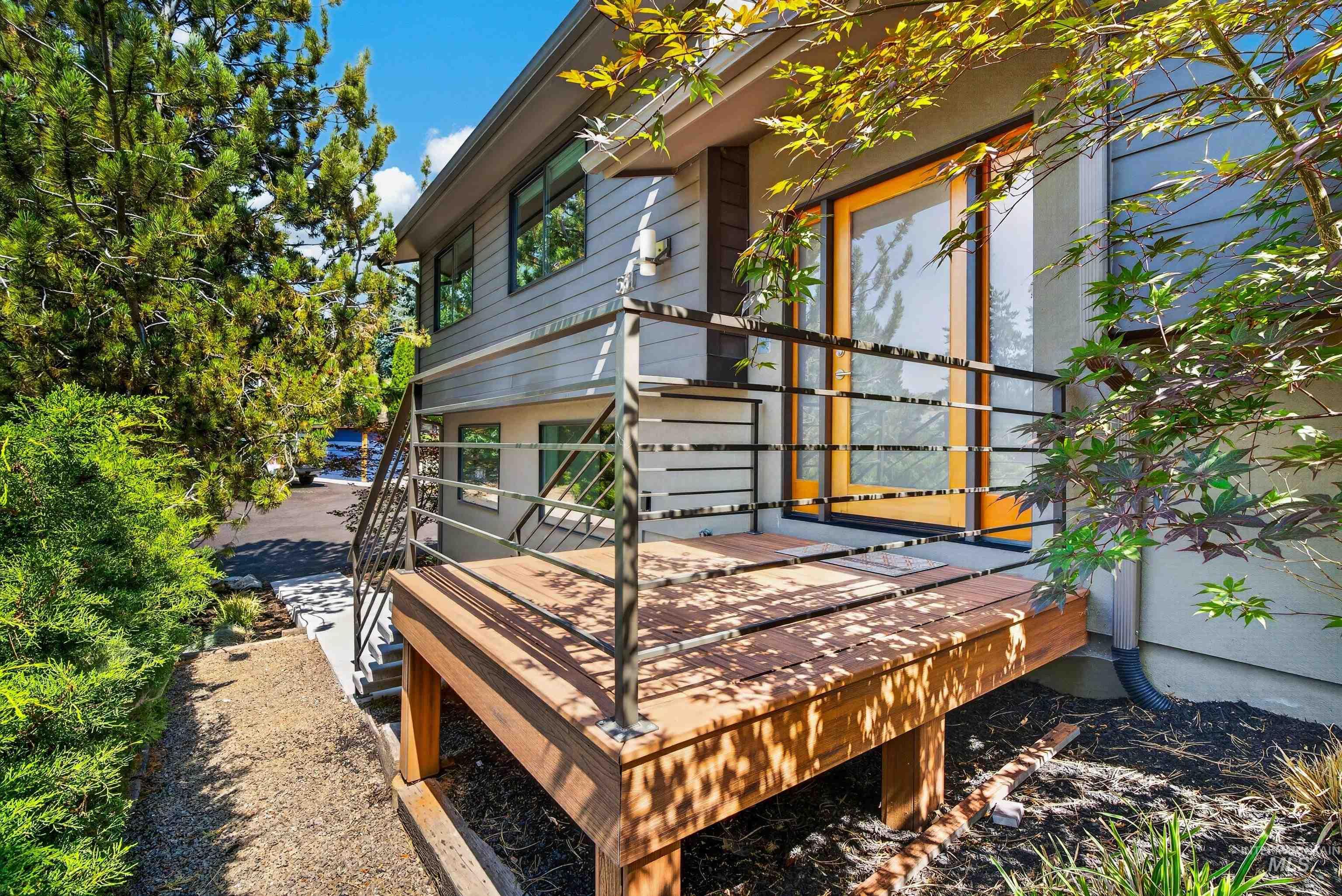 561 E Balmoral Rd, Boise, Idaho 83702, 4 Bedrooms, 3 Bathrooms, Residential For Sale, Price $985,000,MLS 98997345
