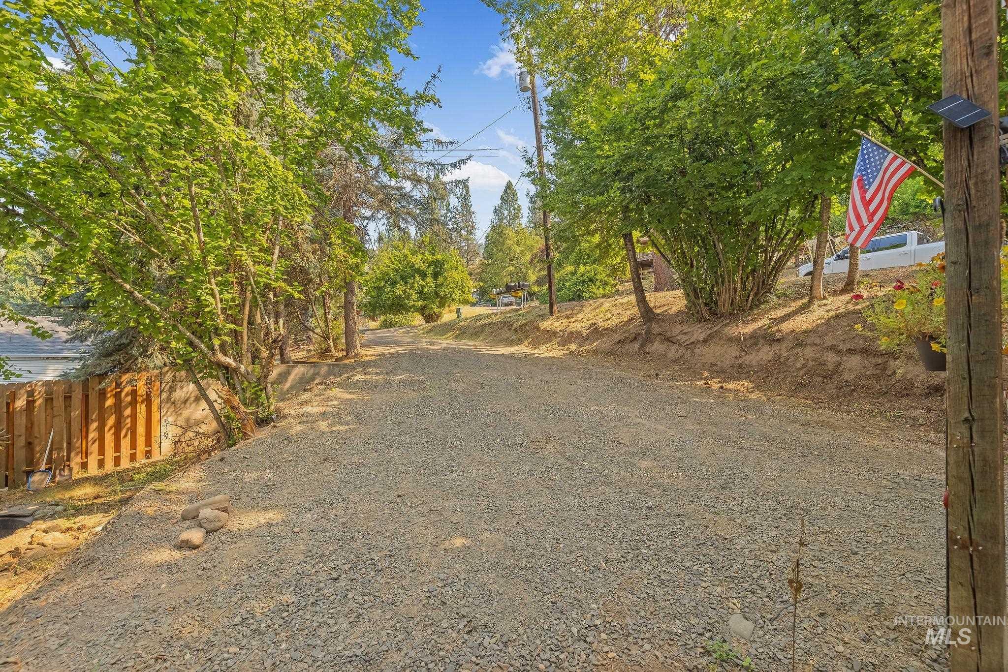 804 Pine Drive Heights, Orofino, Idaho 83544, 4 Bedrooms, 2 Bathrooms, Residential For Sale, Price $349,000,MLS 98997346
