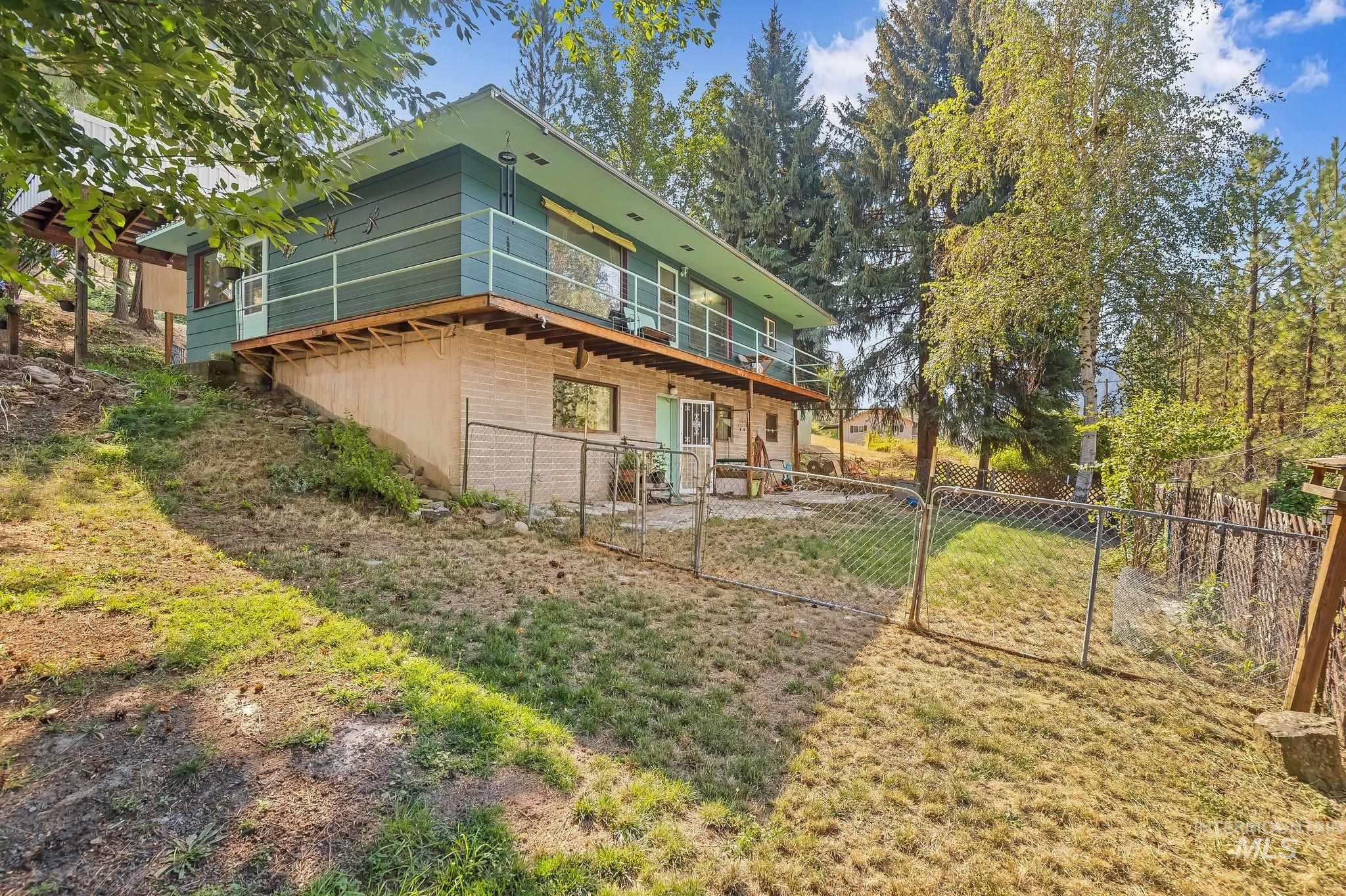 804 Pine Drive Heights, Orofino, Idaho 83544, 4 Bedrooms, 2 Bathrooms, Residential For Sale, Price $349,000,MLS 98997346