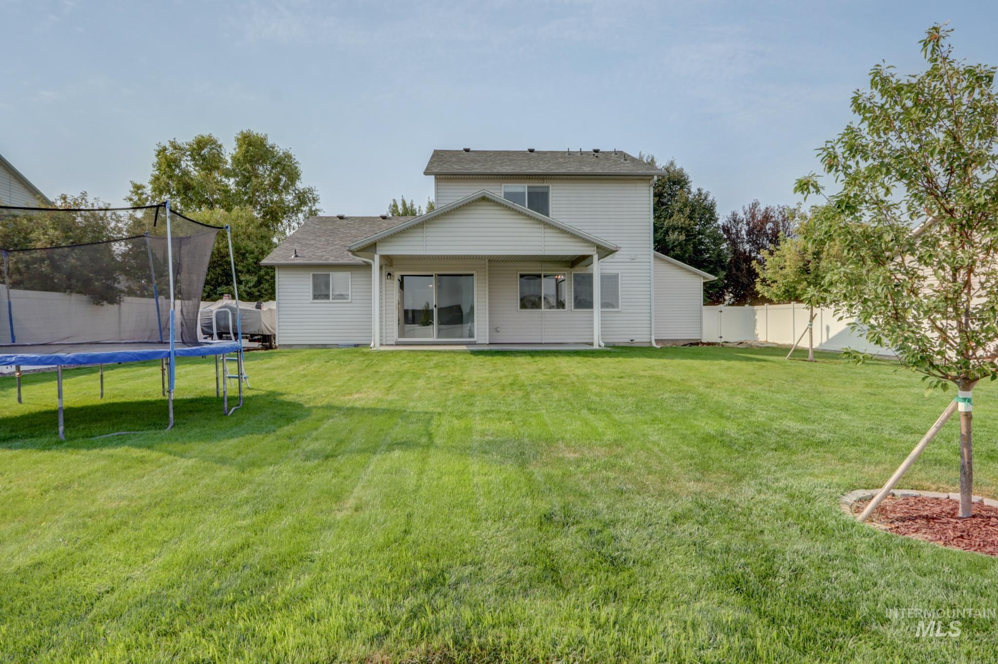 2976 W Wilder, Meridian, Idaho 83646, 4 Bedrooms, 2.5 Bathrooms, Residential For Sale, Price $469,000,MLS 98997349