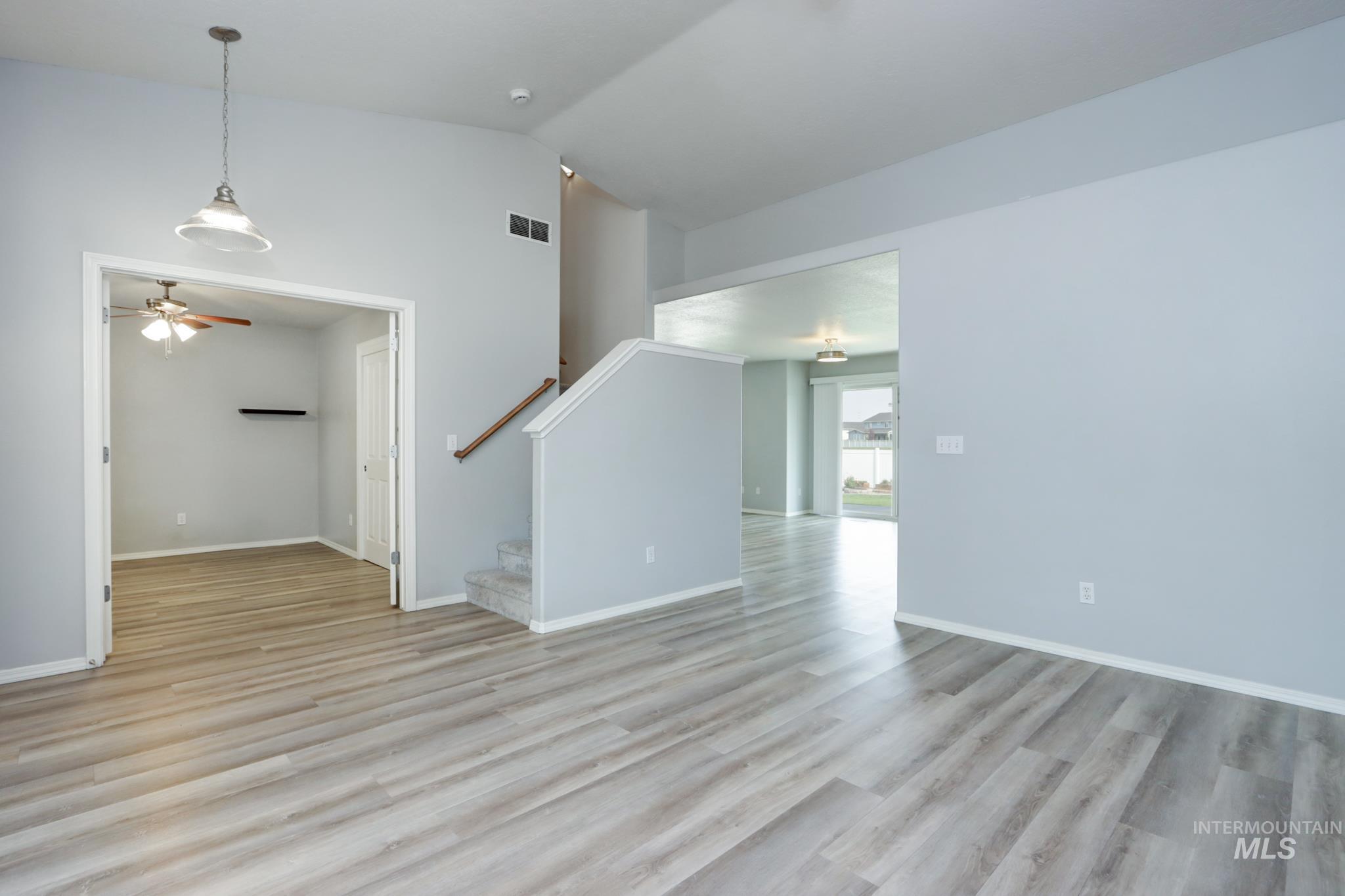 2976 W Wilder, Meridian, Idaho 83646, 4 Bedrooms, 2.5 Bathrooms, Residential For Sale, Price $469,000,MLS 98997349