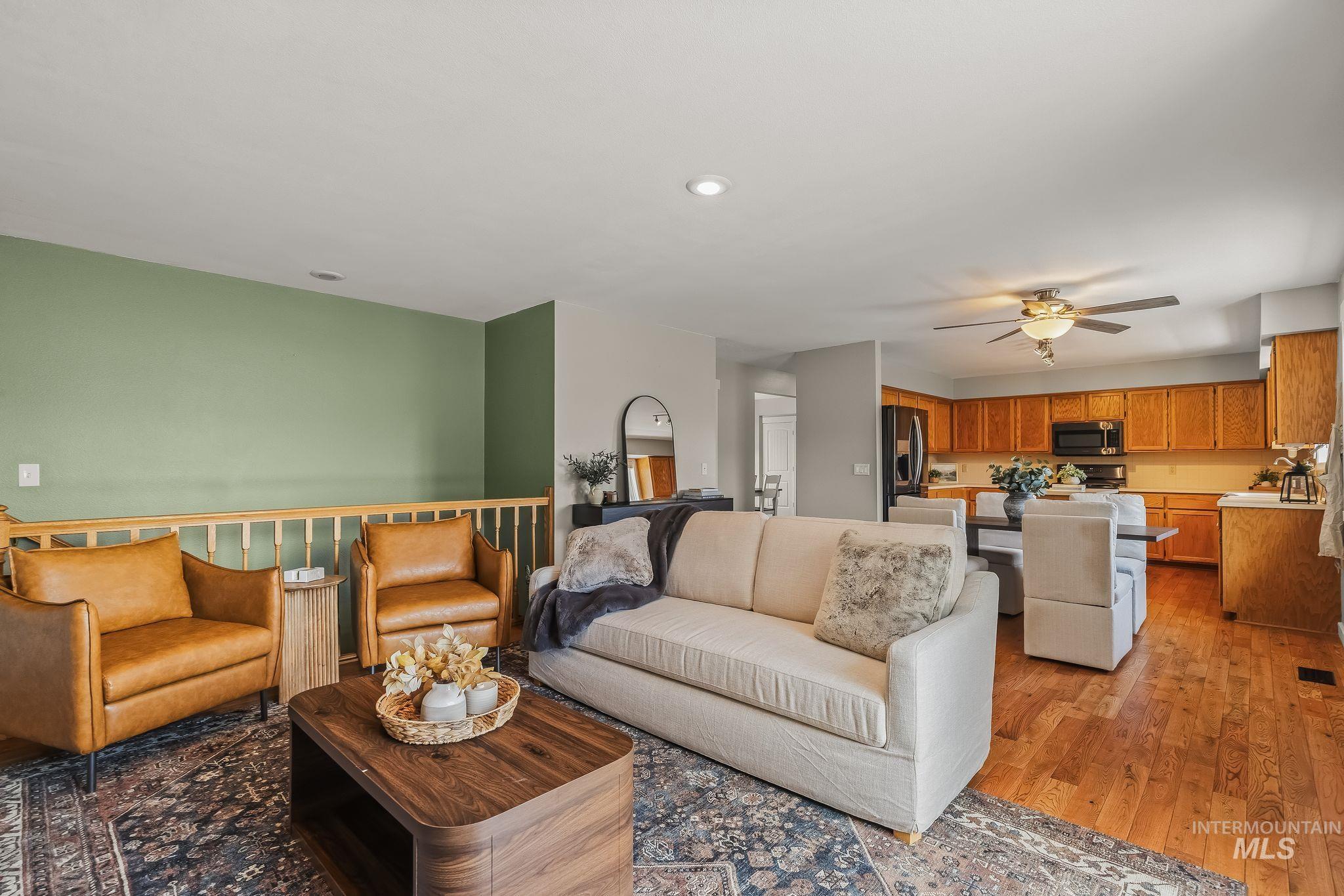 2901 Knollcrest Drive, Lewiston, Idaho 83501, 4 Bedrooms, 2.5 Bathrooms, Residential For Sale, Price $516,000,MLS 98997350