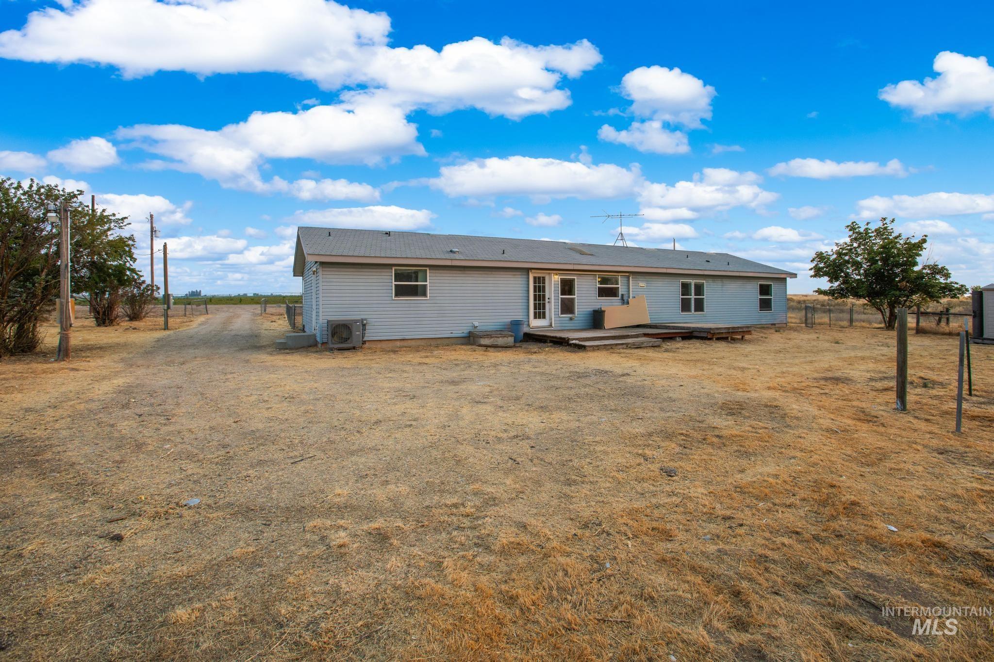 15190 Oasis Rd, Caldwell, Idaho 83607, 3 Bedrooms, 2 Bathrooms, Residential For Sale, Price $349,900,MLS 98997357