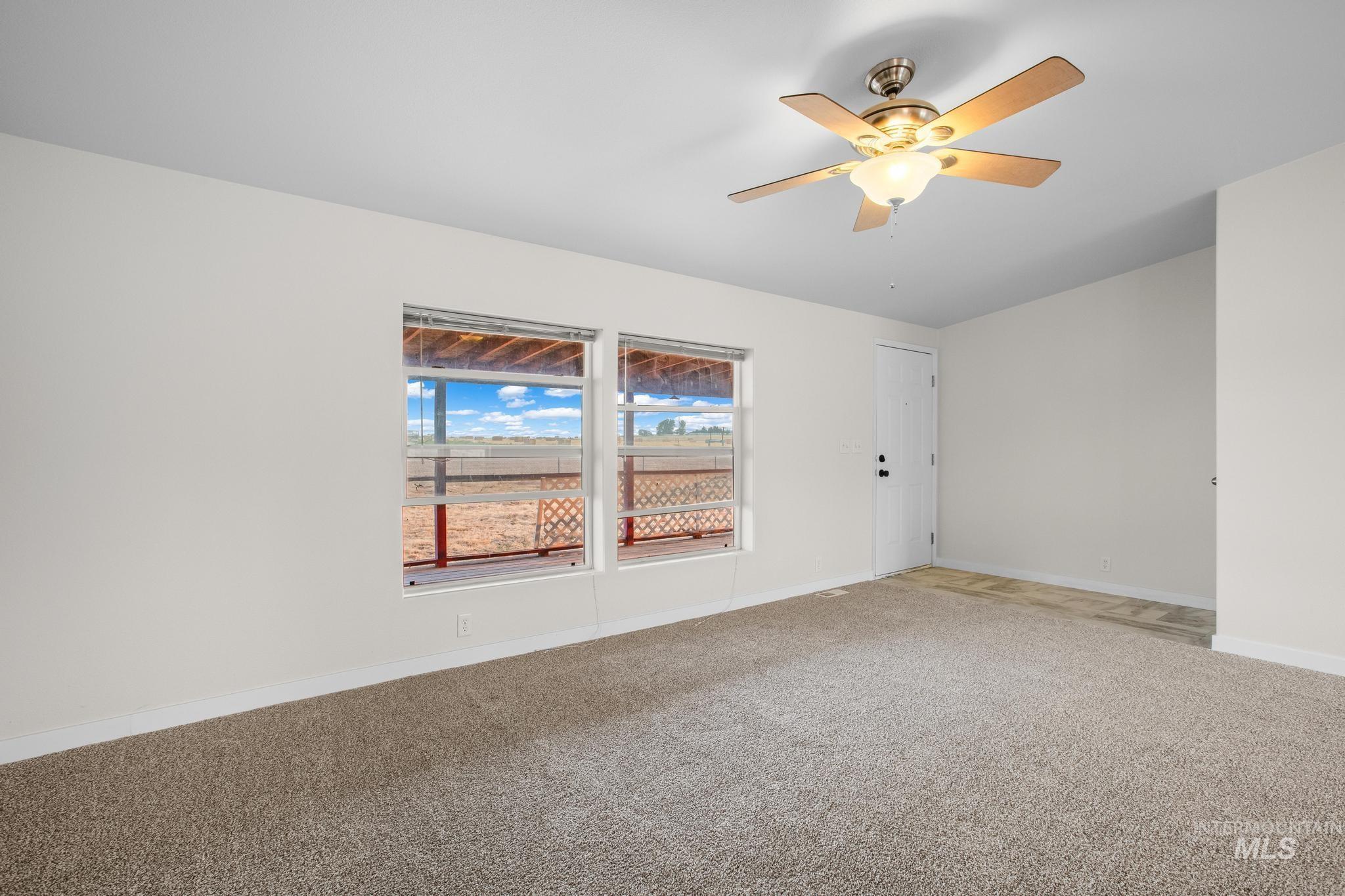 15190 Oasis Rd, Caldwell, Idaho 83607, 3 Bedrooms, 2 Bathrooms, Residential For Sale, Price $349,900,MLS 98997357