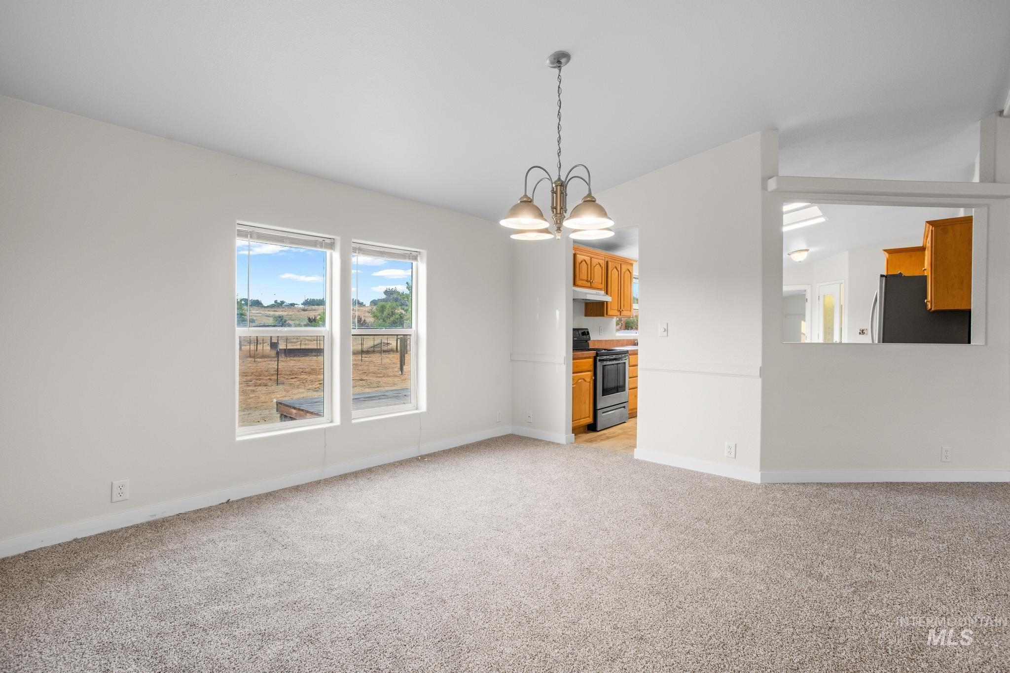 15190 Oasis Rd, Caldwell, Idaho 83607, 3 Bedrooms, 2 Bathrooms, Residential For Sale, Price $349,900,MLS 98997357