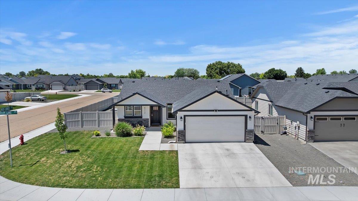 4712 Seeley Lake Ave, Caldwell, Idaho 83607, 3 Bedrooms, 2 Bathrooms, Residential For Sale, Price $379,900,MLS 98997358