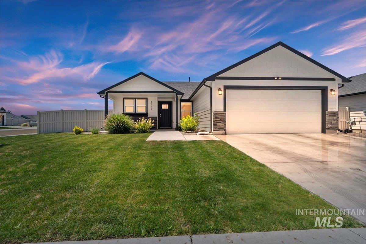 4712 Seeley Lake Ave, Caldwell, Idaho 83607, 3 Bedrooms, 2 Bathrooms, Residential For Sale, Price $379,900,MLS 98997358