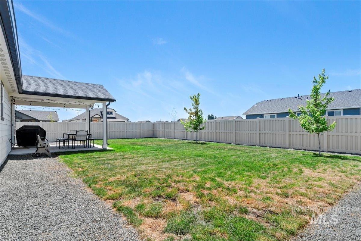 4712 Seeley Lake Ave, Caldwell, Idaho 83607, 3 Bedrooms, 2 Bathrooms, Residential For Sale, Price $379,900,MLS 98997358