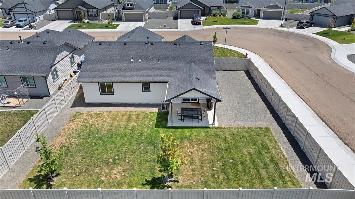 4712 Seeley Lake Ave, Caldwell, Idaho 83607, 3 Bedrooms, 2 Bathrooms, Residential For Sale, Price $379,900,MLS 98997358