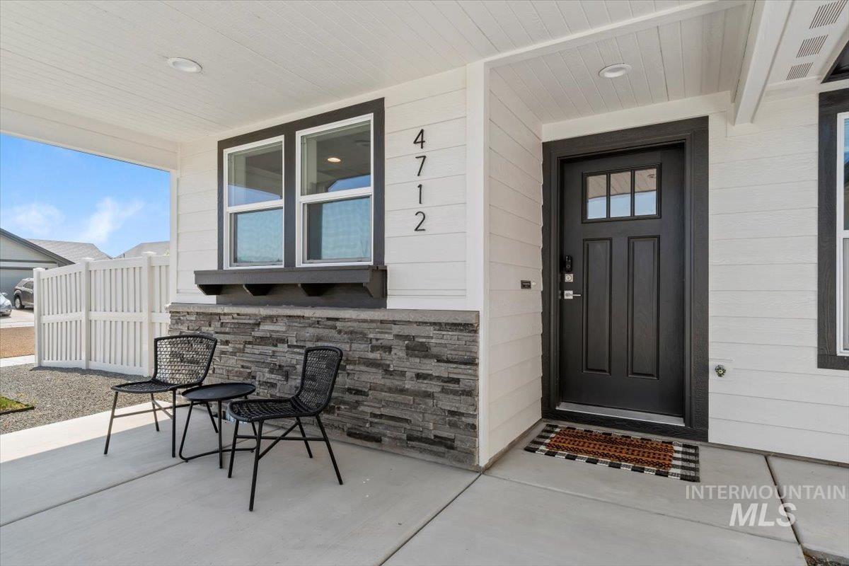 4712 Seeley Lake Ave, Caldwell, Idaho 83607, 3 Bedrooms, 2 Bathrooms, Residential For Sale, Price $379,900,MLS 98997358