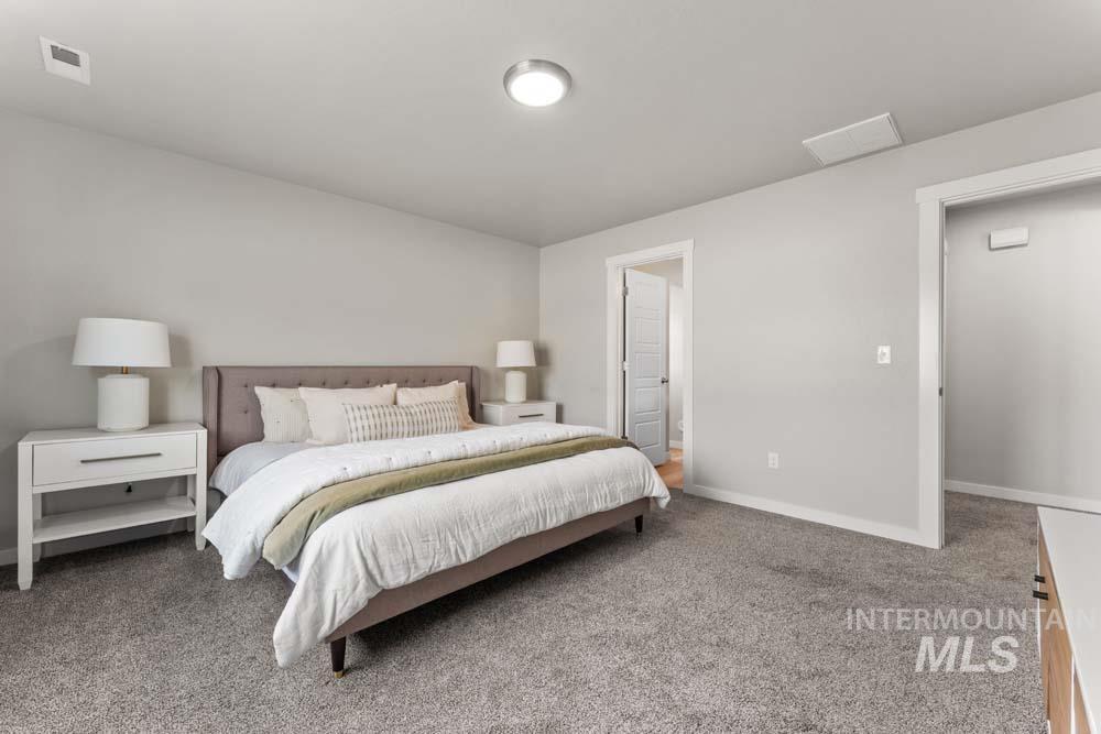 5796 N Oakstone Ave, Meridian, Idaho 83646, 3 Bedrooms, 2 Bathrooms, Residential For Sale, Price $499,900,MLS 98997359