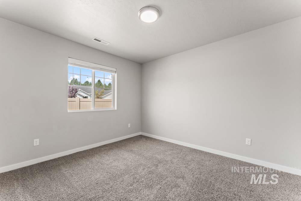 5796 N Oakstone Ave, Meridian, Idaho 83646, 3 Bedrooms, 2 Bathrooms, Residential For Sale, Price $499,900,MLS 98997359