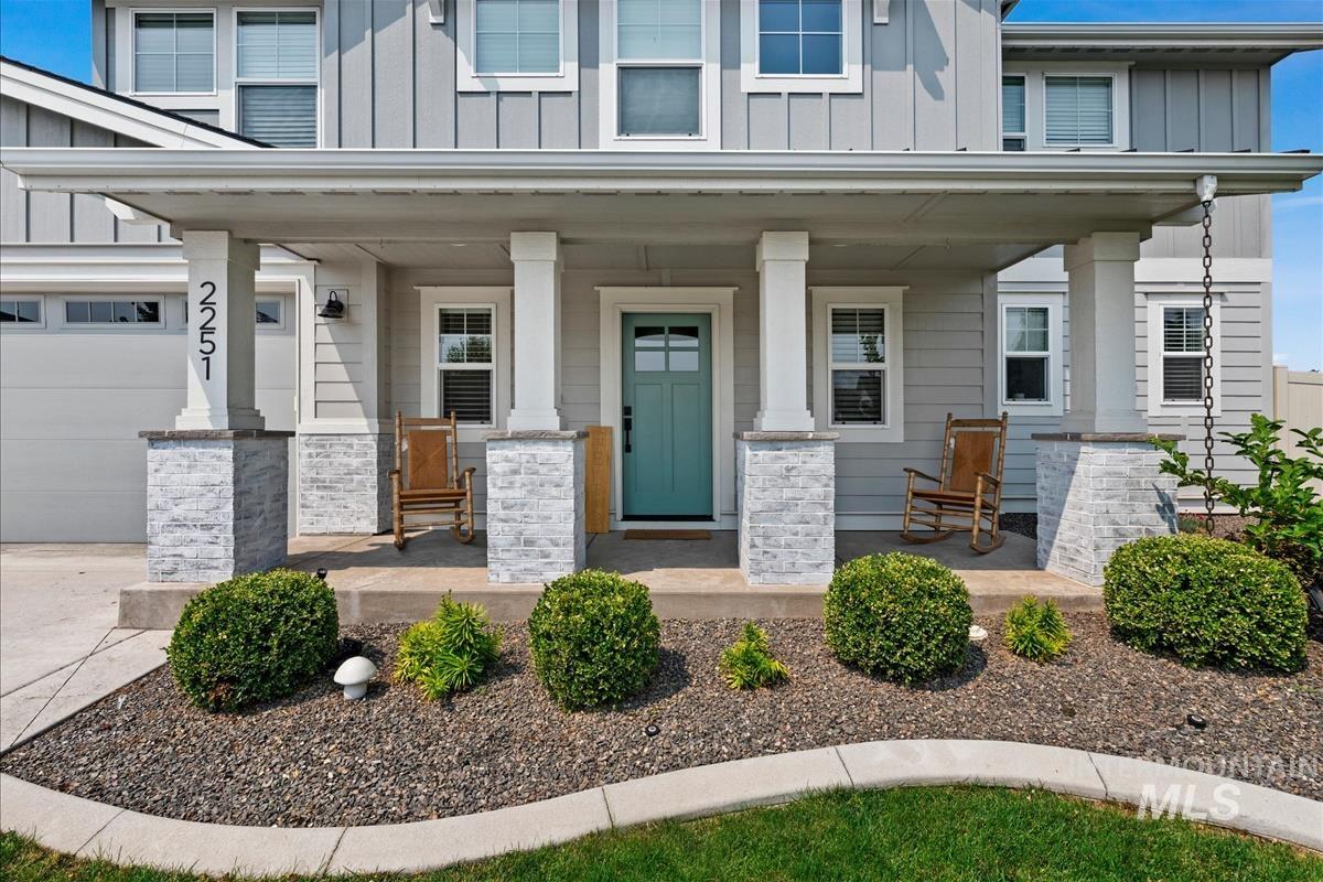 2251 N Garnet Creek Ave, Star, Idaho 83669, 4 Bedrooms, 2.5 Bathrooms, Residential For Sale, Price $714,900, 98997360