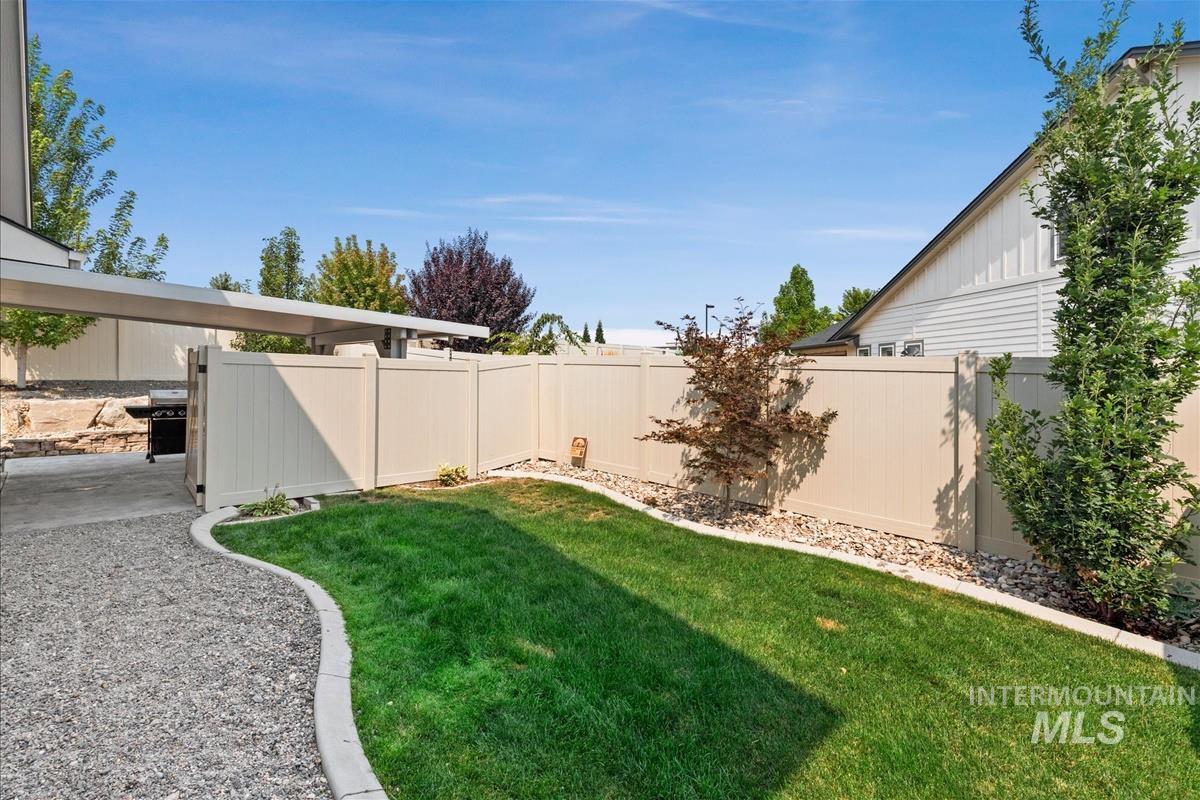2251 N Garnet Creek Ave, Star, Idaho 83669, 4 Bedrooms, 2.5 Bathrooms, Residential For Sale, Price $714,900, 98997360