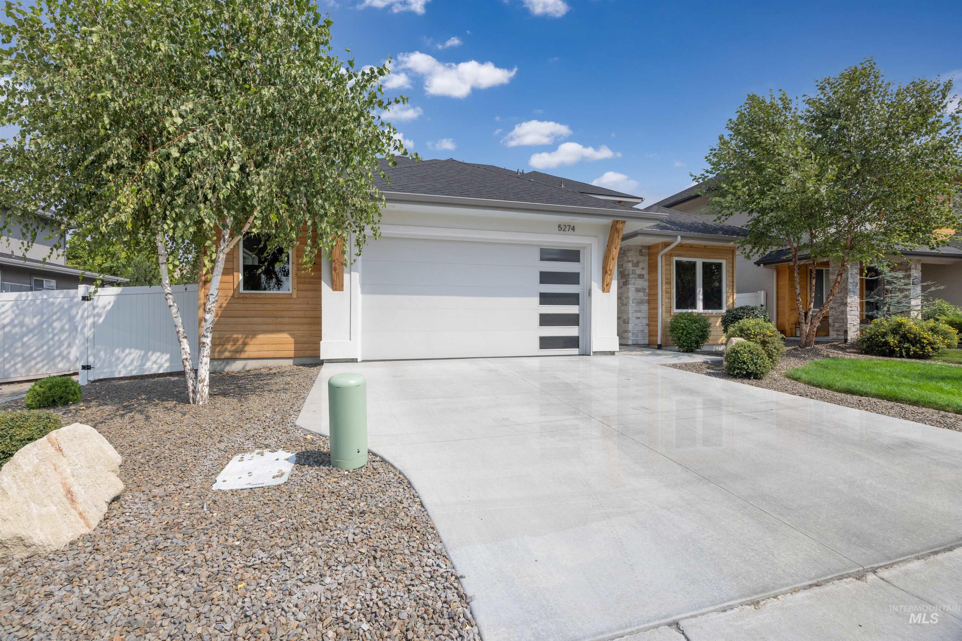 5274 N Cengotita Ln, Boise, Idaho 83703, 5 Bedrooms, 2.5 Bathrooms, Residential For Sale, Price $1,079,900,MLS 98997363