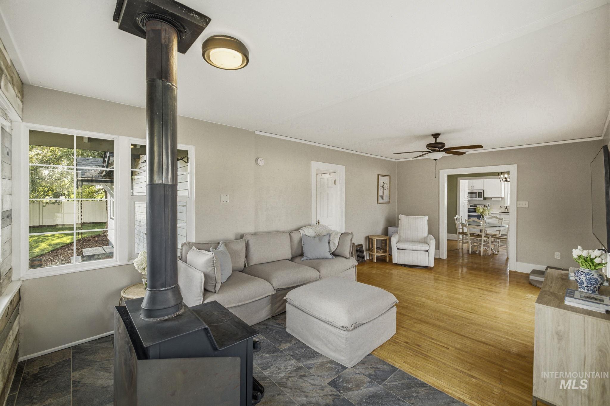 4511 Marble Front Rd., Caldwell, Idaho 83605, 4 Bedrooms, 2 Bathrooms, Residential For Sale, Price $600,000, 98997364