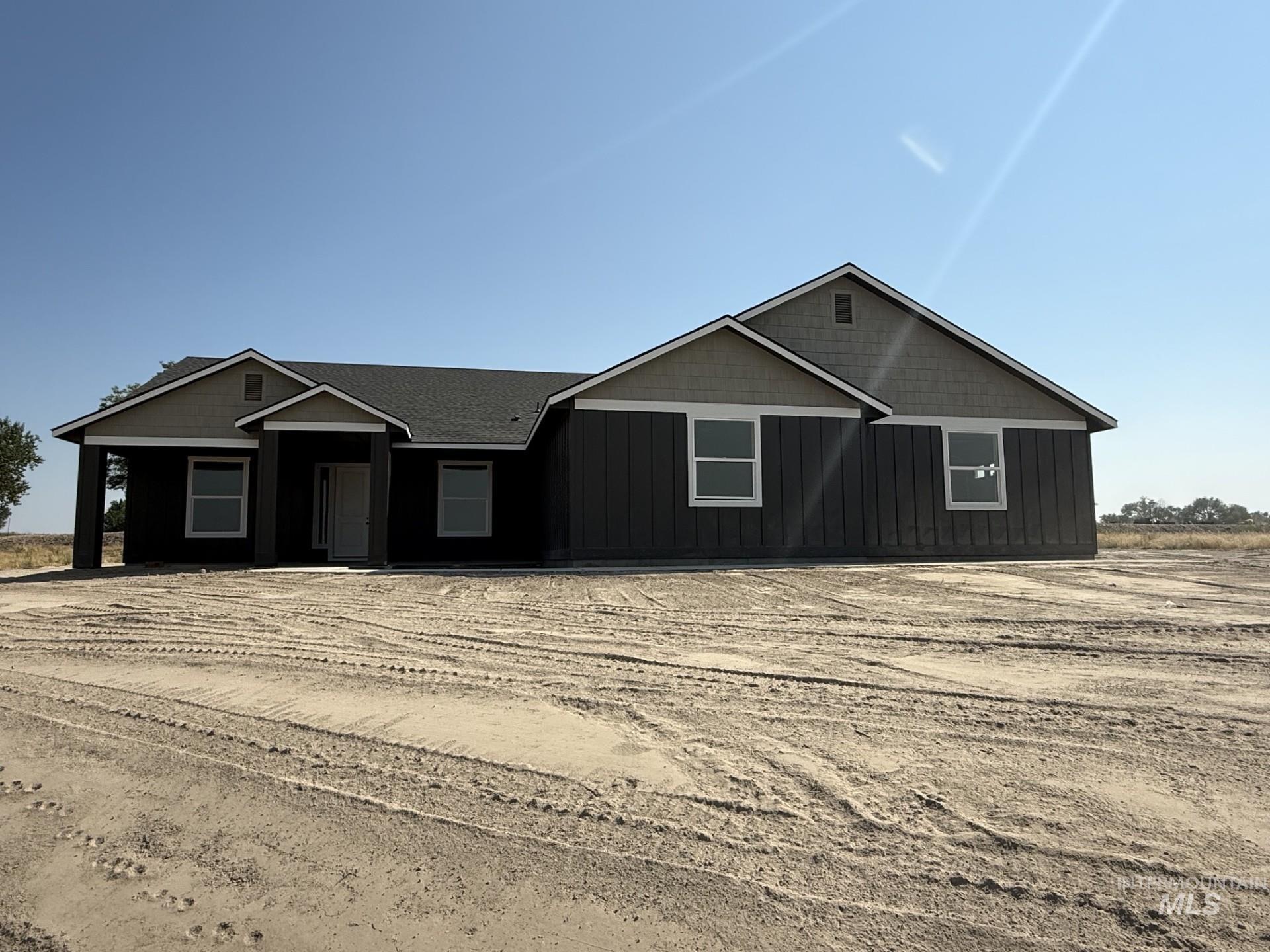 28623 Hurtz Lane, Parma, Idaho 83660, 3 Bedrooms, 2 Bathrooms, Residential For Sale, Price $650,000, 98997367