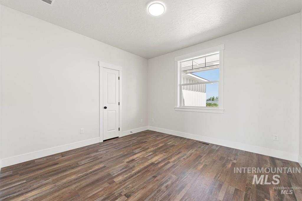 28623 Hurtz Lane, Parma, Idaho 83660, 3 Bedrooms, 2 Bathrooms, Residential For Sale, Price $650,000, 98997367