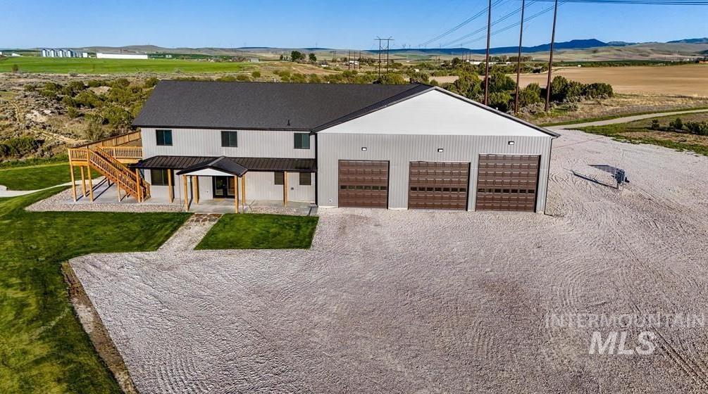 305 Snake River Drive, American Falls, Idaho 83211, 3 Bedrooms, 3 Bathrooms, Residential For Sale, Price $2,290,000,MLS 98997368
