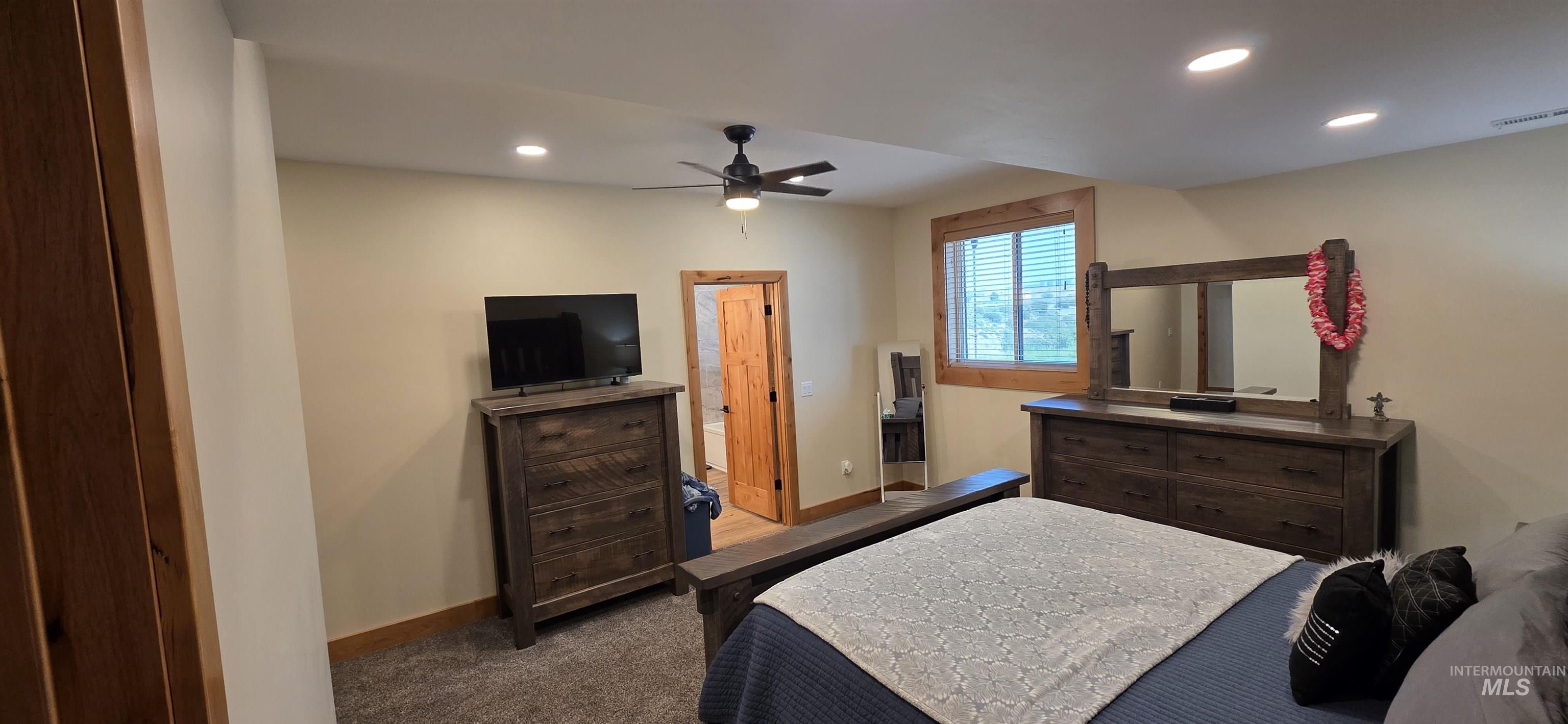 305 Snake River Drive, American Falls, Idaho 83211, 3 Bedrooms, 3 Bathrooms, Residential For Sale, Price $2,290,000,MLS 98997368
