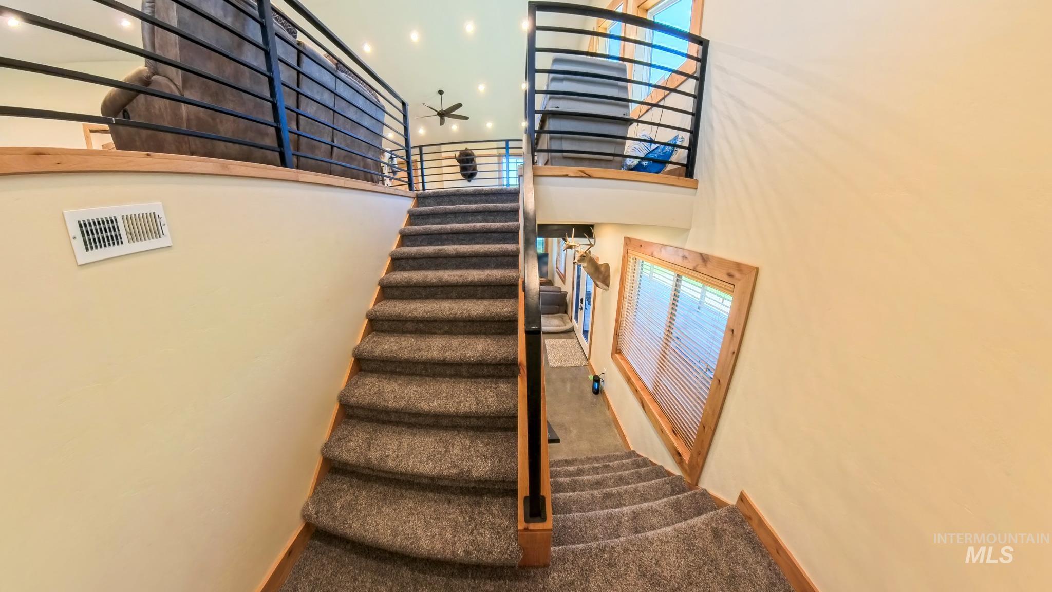 305 Snake River Drive, American Falls, Idaho 83211, 3 Bedrooms, 3 Bathrooms, Residential For Sale, Price $2,290,000,MLS 98997368
