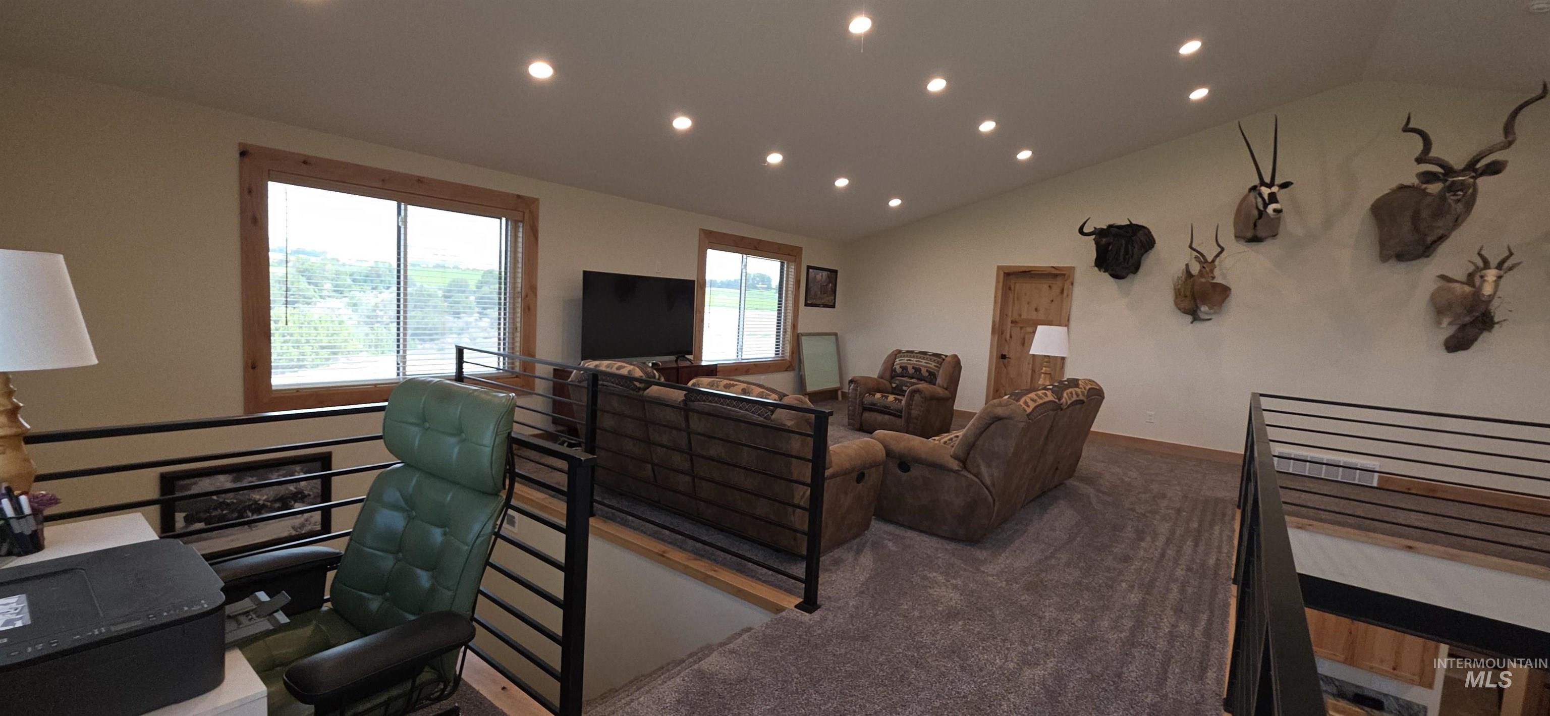 305 Snake River Drive, American Falls, Idaho 83211, 3 Bedrooms, 3 Bathrooms, Residential For Sale, Price $2,290,000,MLS 98997368