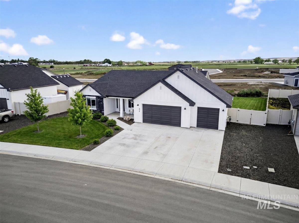 436 October Sky St, New Plymouth, Idaho 83617, 4 Bedrooms, 2.5 Bathrooms, Residential For Sale, Price $494,900, 98997370
