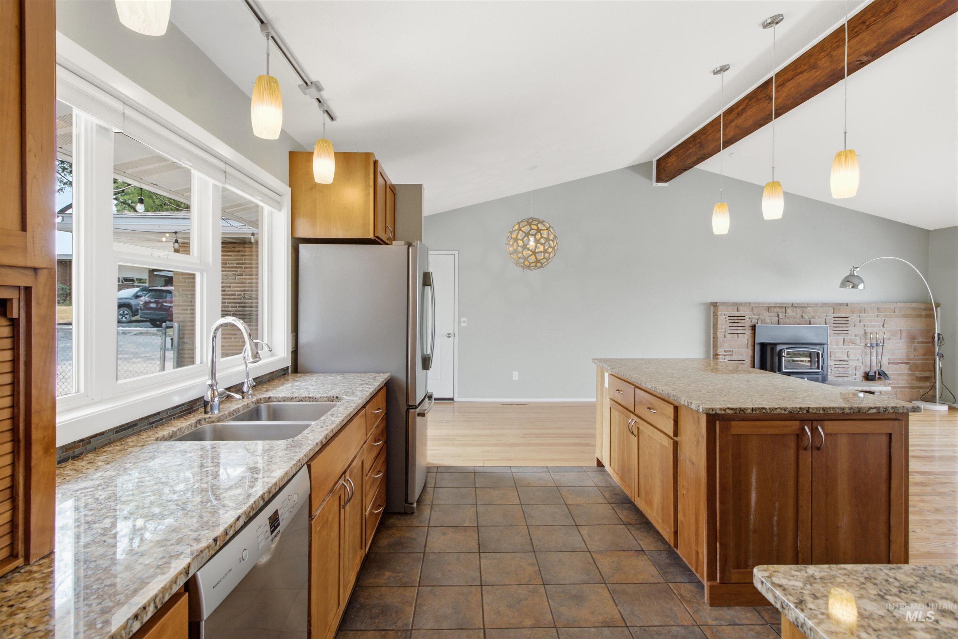 1395 Walenta Dr, Moscow, Idaho 83843, 4 Bedrooms, 3 Bathrooms, Residential For Sale, Price $685,000, 98997372