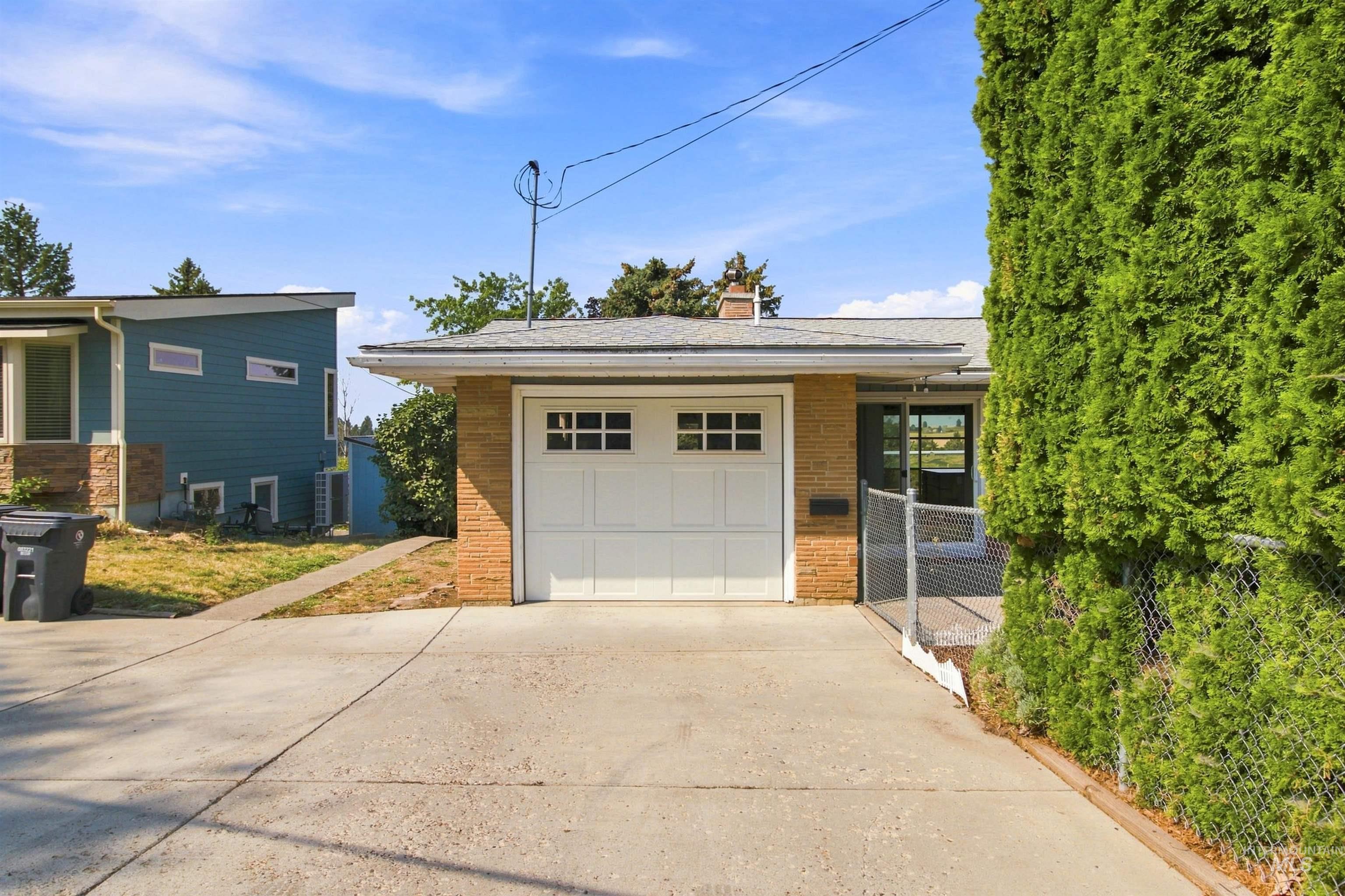 1395 Walenta Dr, Moscow, Idaho 83843, 4 Bedrooms, 3 Bathrooms, Residential For Sale, Price $685,000, 98997372