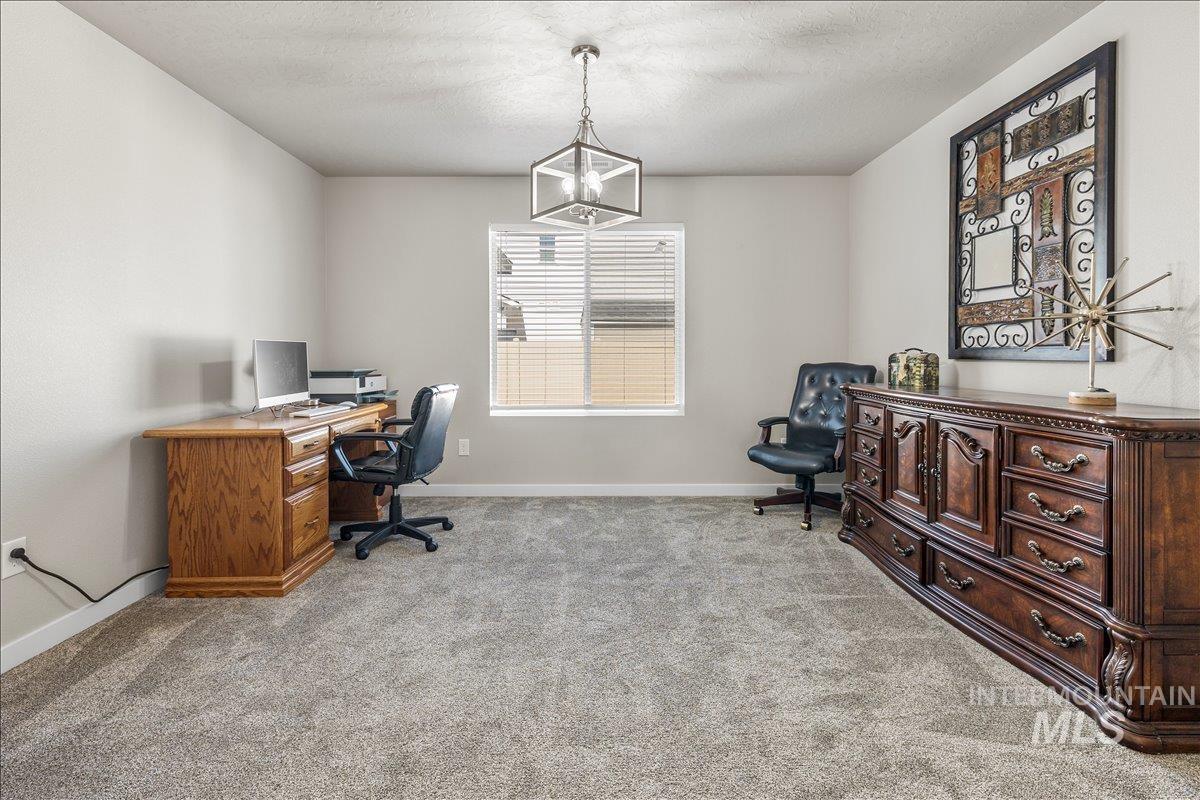 7730 E Rogue Dr, Nampa, Idaho 83687, 4 Bedrooms, 3 Bathrooms, Residential For Sale, Price $539,900, 98997375