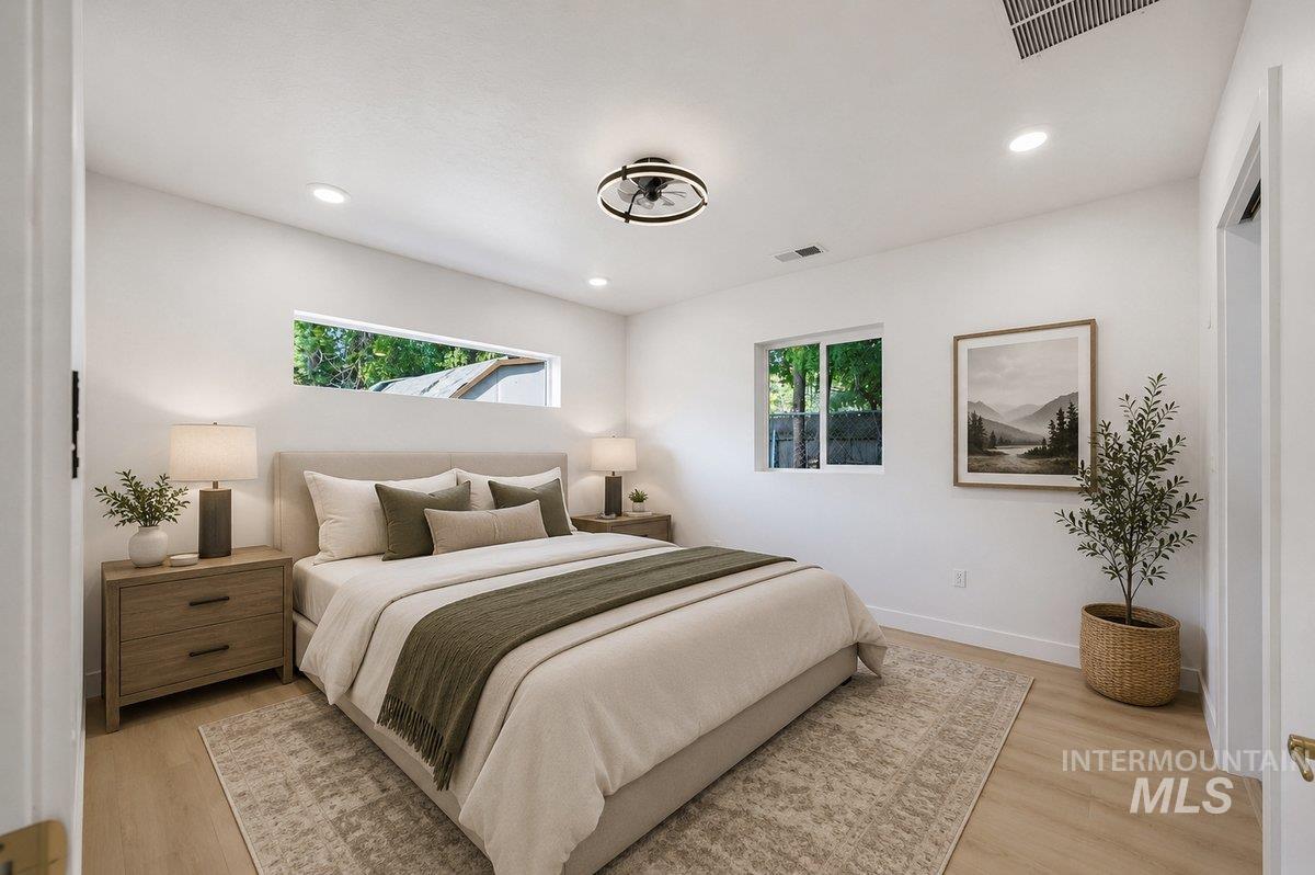 980 N Clithero Dr, Boise, Idaho 83703, 2 Bedrooms, 2 Bathrooms, Residential For Sale, Price $499,900, 98997377