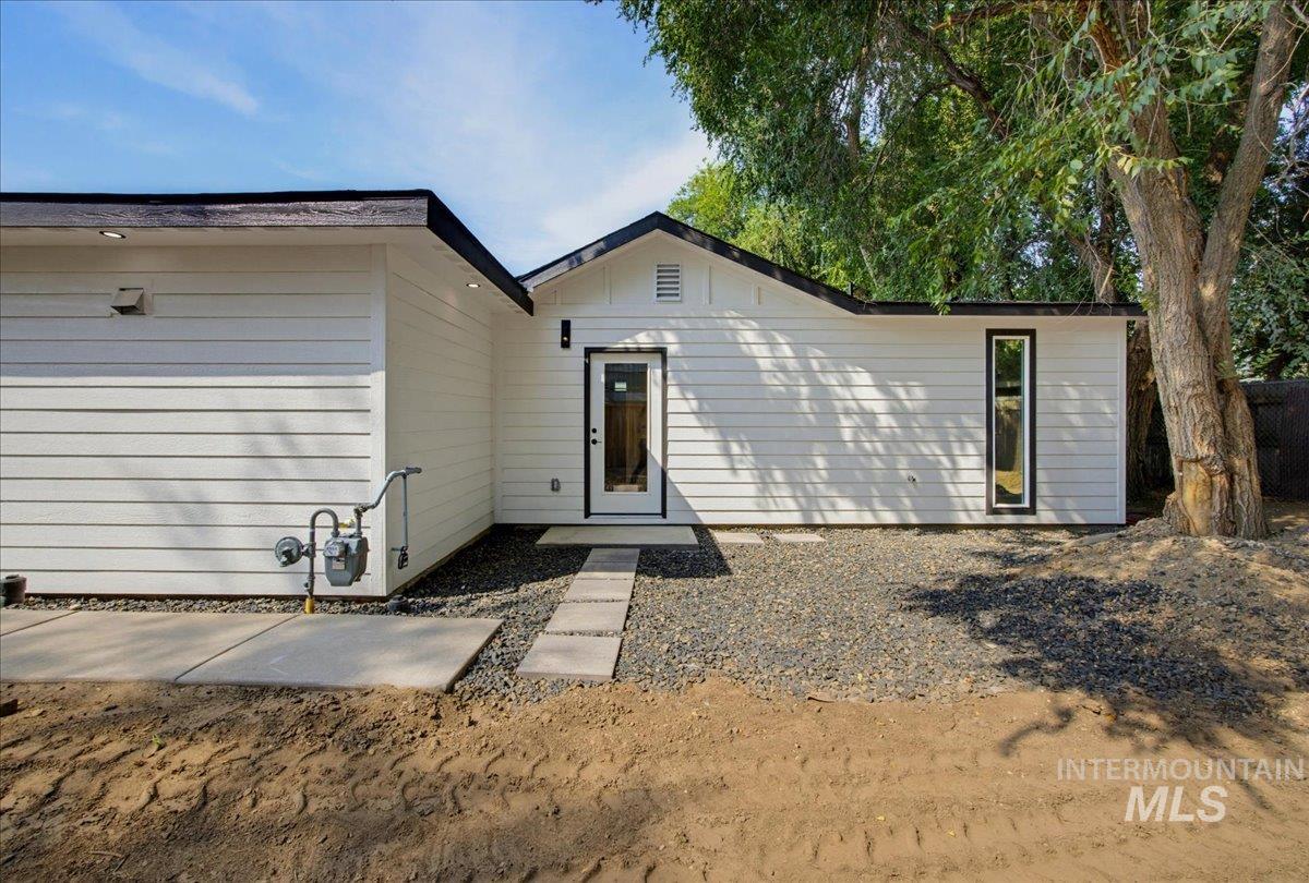 980 N Clithero Dr, Boise, Idaho 83703, 2 Bedrooms, 2 Bathrooms, Residential For Sale, Price $499,900, 98997377