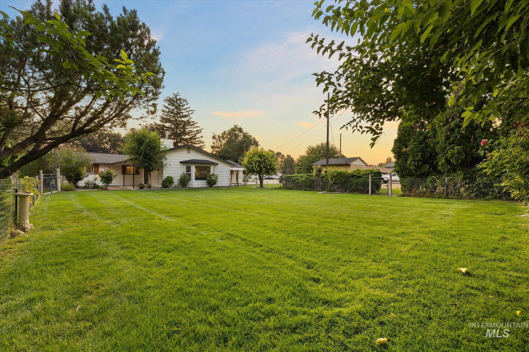 20 N Jefferson St, Nampa, Idaho 83651, 3 Bedrooms, 2.5 Bathrooms, Residential For Sale, Price $564,900, 98997379