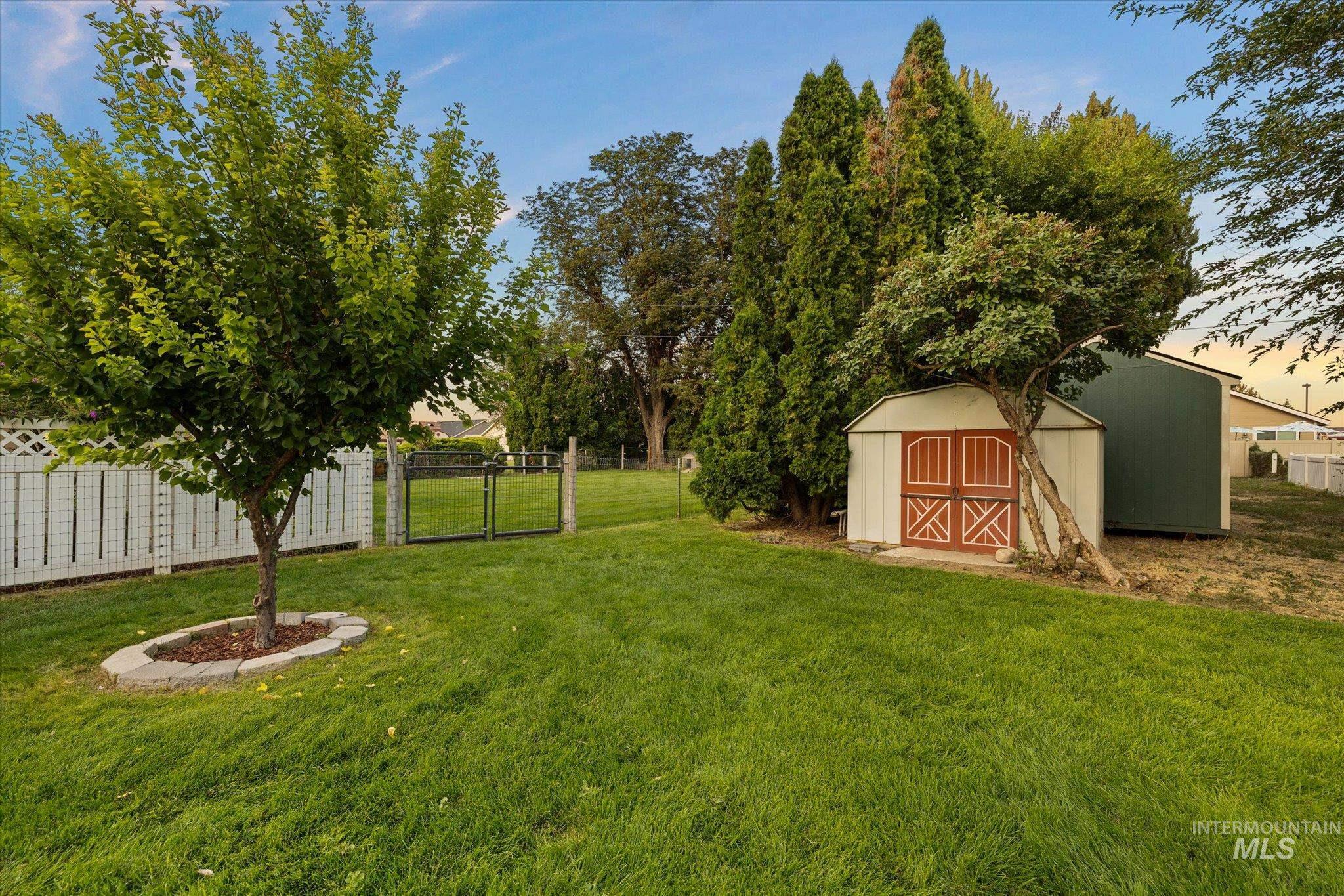 20 N Jefferson St, Nampa, Idaho 83651, 3 Bedrooms, 2.5 Bathrooms, Residential For Sale, Price $564,900, 98997379