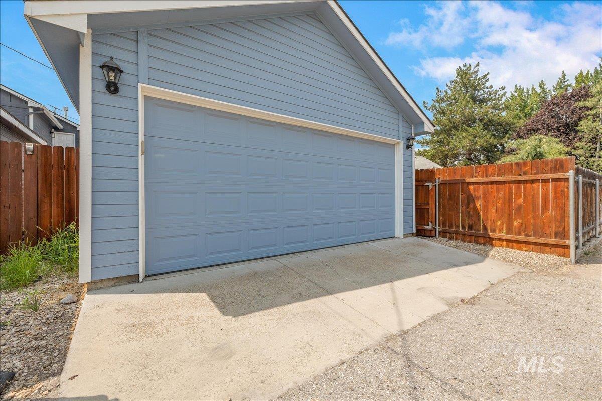 1624 S Colorado St, Boise, Idaho 83706, 4 Bedrooms, 3.5 Bathrooms, Residential For Sale, Price $620,000,MLS 98997381
