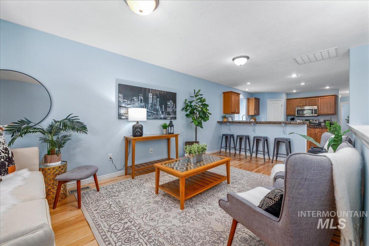 1624 S Colorado St, Boise, Idaho 83706, 4 Bedrooms, 3.5 Bathrooms, Residential For Sale, Price $620,000,MLS 98997381