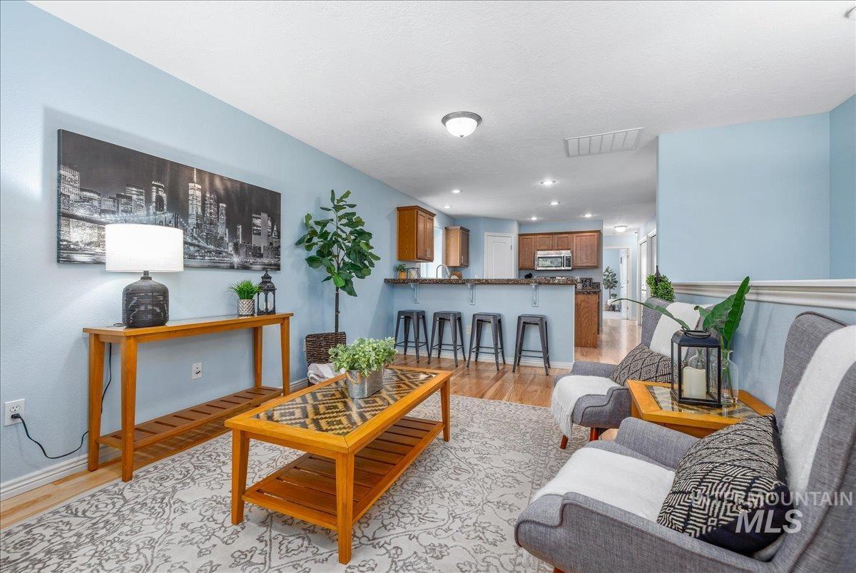 1624 S Colorado St, Boise, Idaho 83706, 4 Bedrooms, 3.5 Bathrooms, Residential For Sale, Price $620,000,MLS 98997381