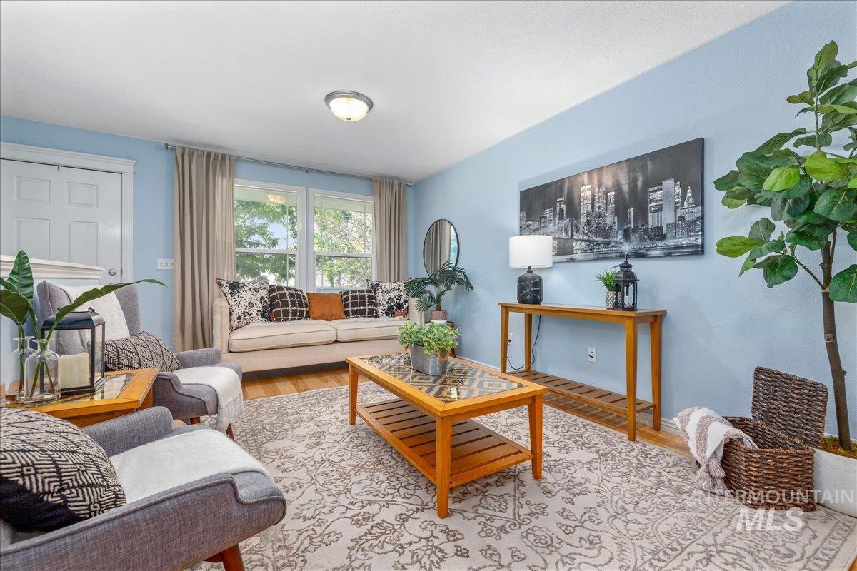 1624 S Colorado St, Boise, Idaho 83706, 4 Bedrooms, 3.5 Bathrooms, Residential For Sale, Price $620,000,MLS 98997381