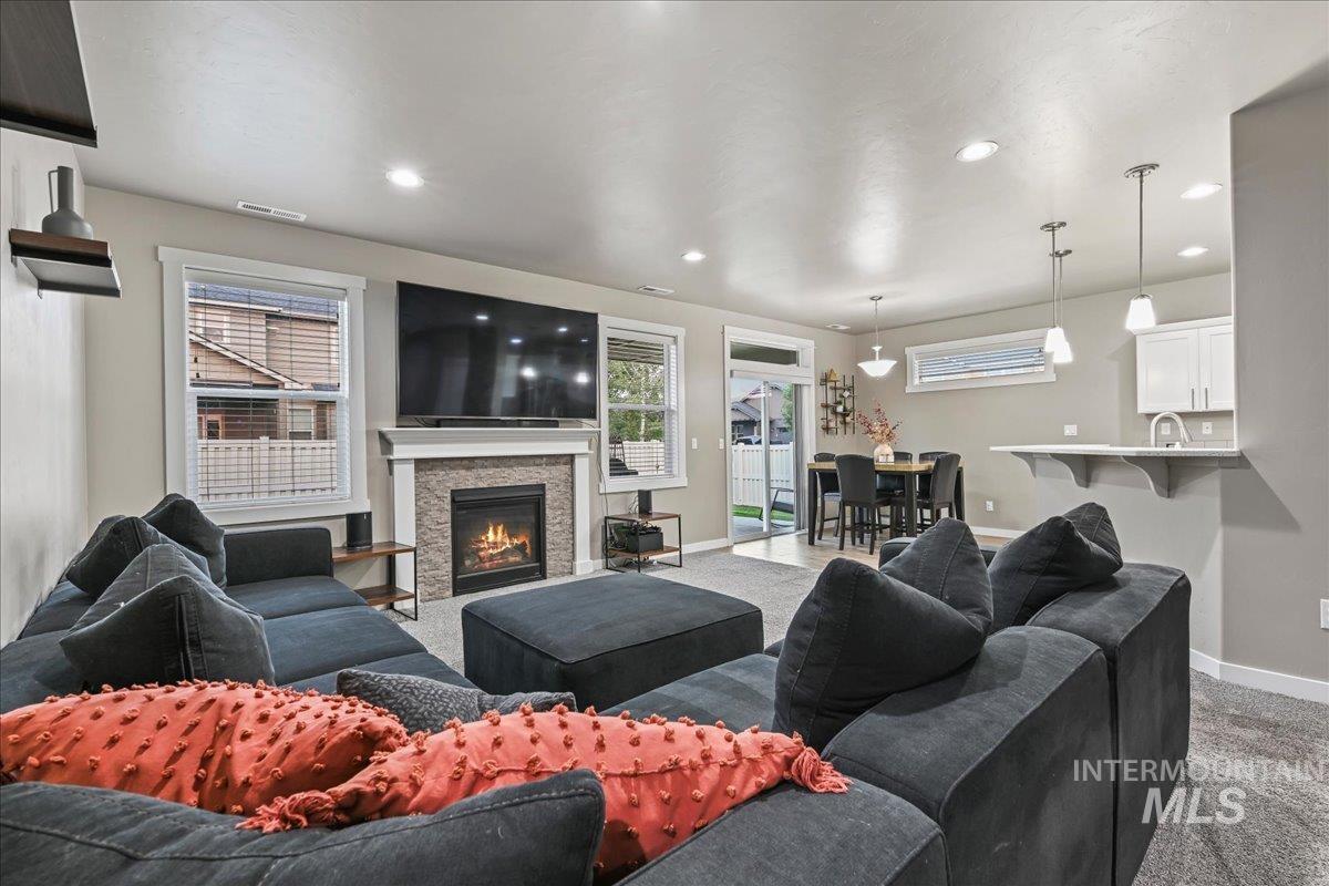 3758 S El Rio Ave, Boise, Idaho 83709, 3 Bedrooms, 2 Bathrooms, Residential For Sale, Price $485,000, 98997384